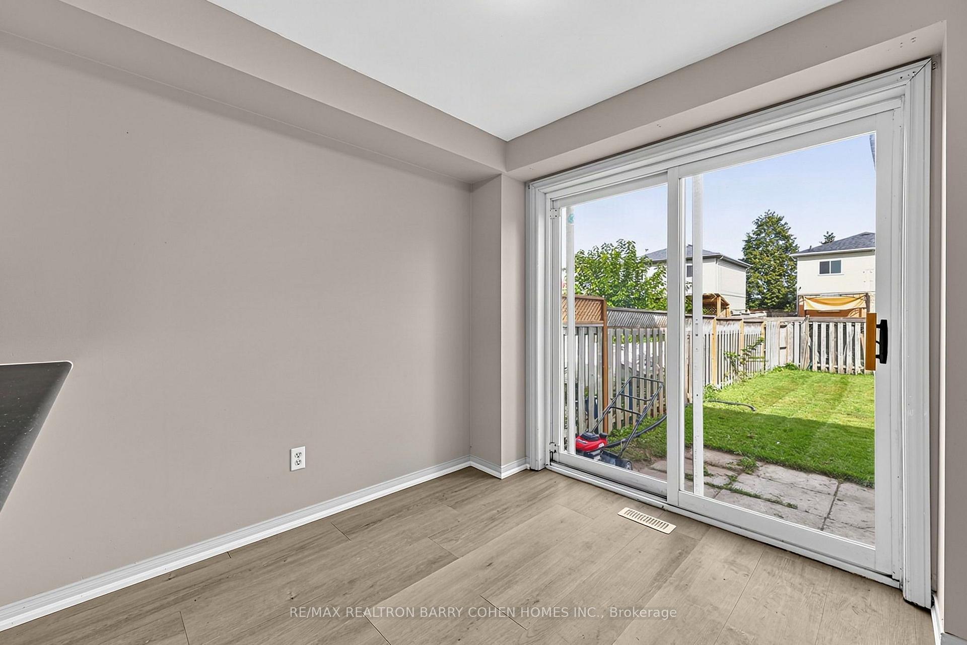 Photo 8 of 43 Black Cherry Crescent, Barrie, Holly — HOMEH