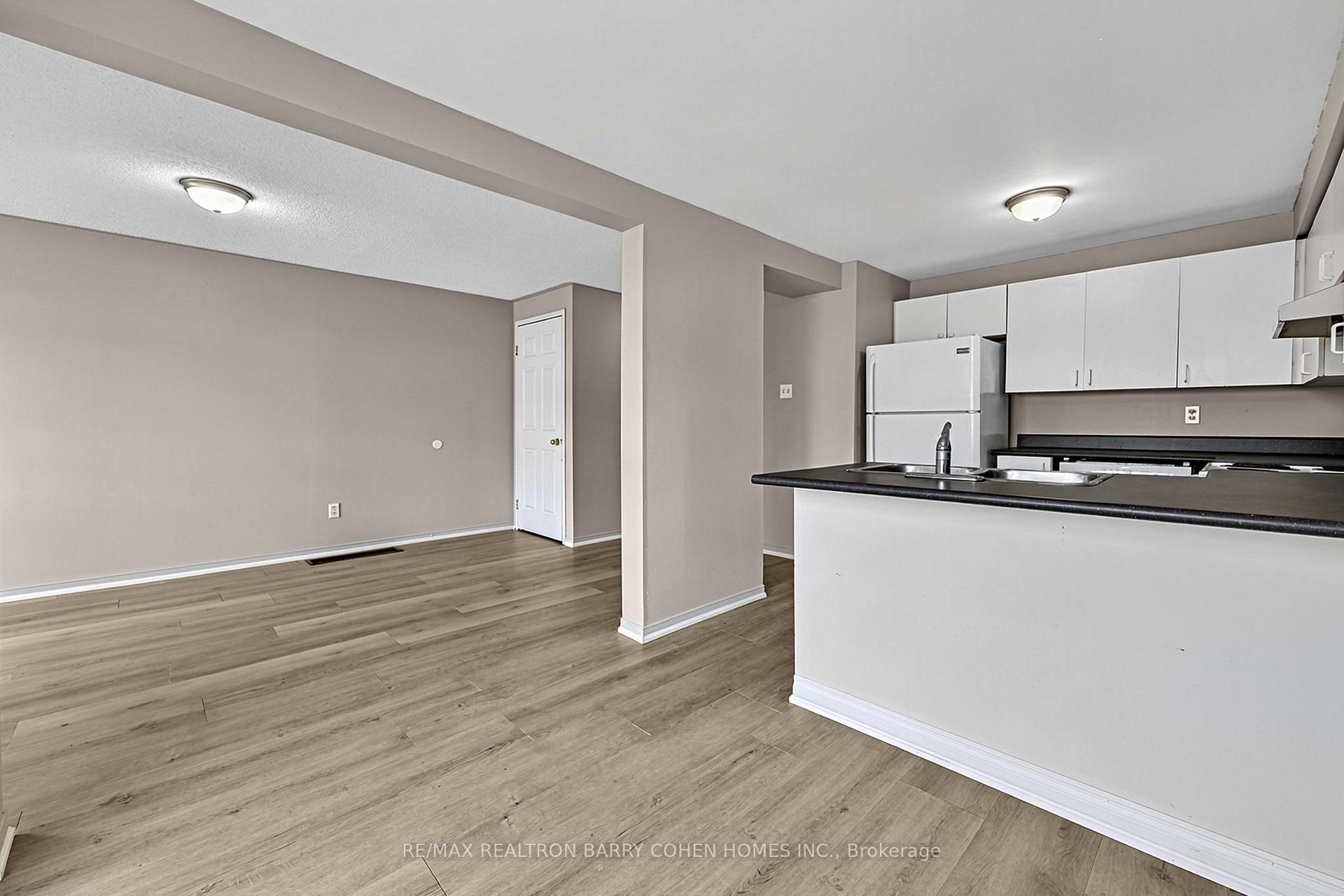 Photo 9 of 43 Black Cherry Crescent, Barrie, Holly — HOMEH