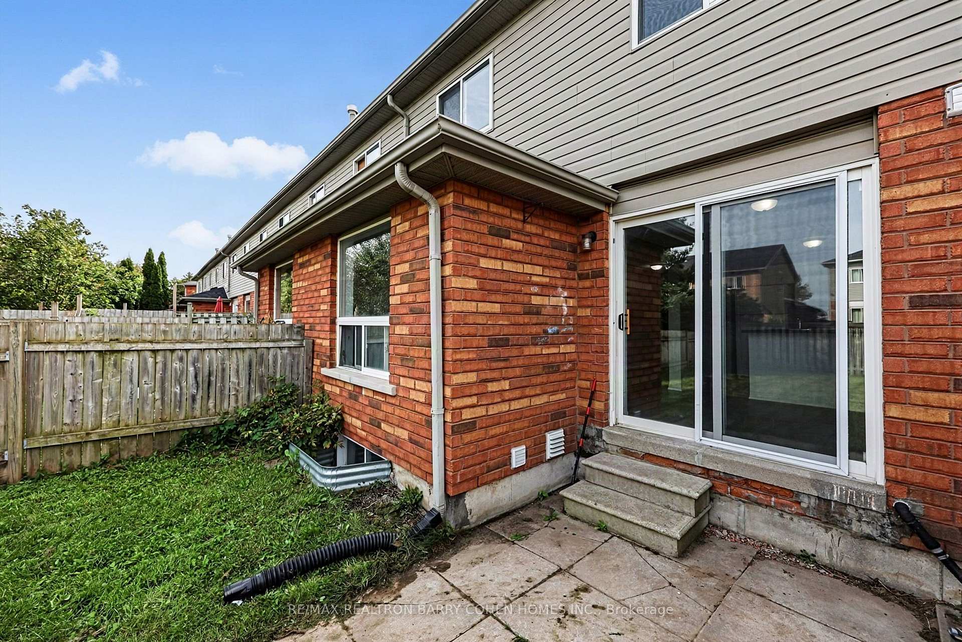 Photo 20 of 43 Black Cherry Crescent, Barrie, Holly — HOMEH