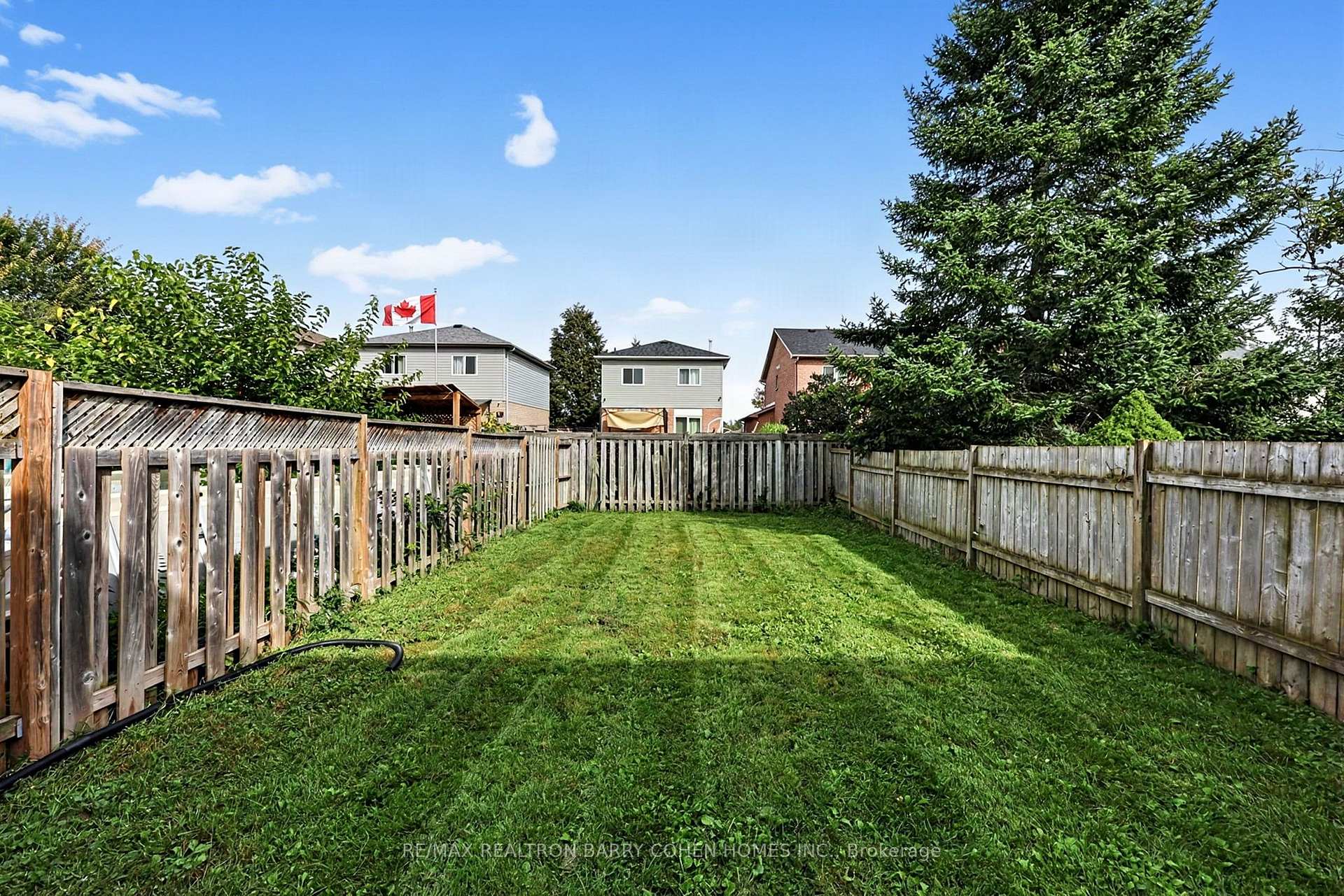 Photo 21 of 43 Black Cherry Crescent, Barrie, Holly — HOMEH