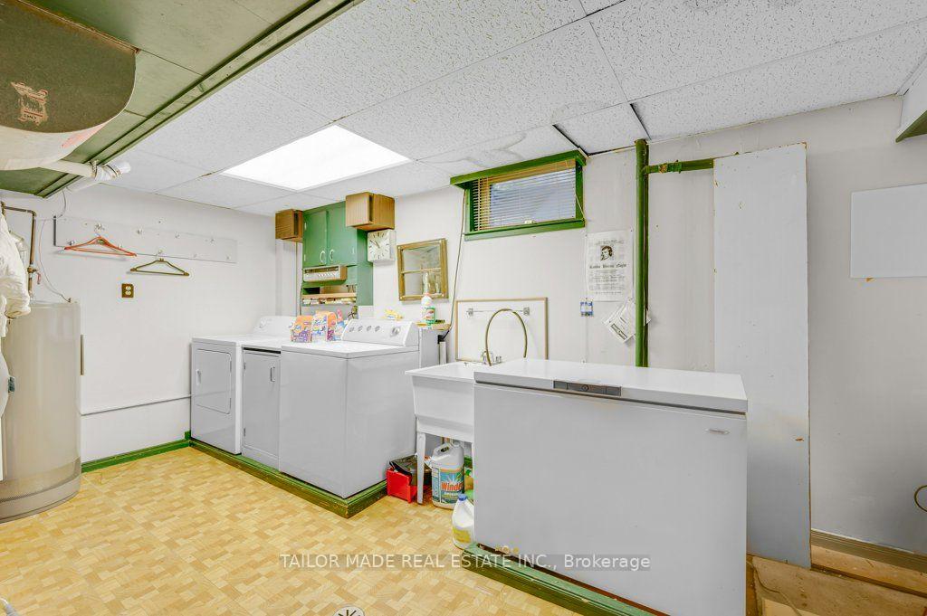 Photo 32 of 22 Greystone Crescent, Brampton, Brampton South — HOMEH