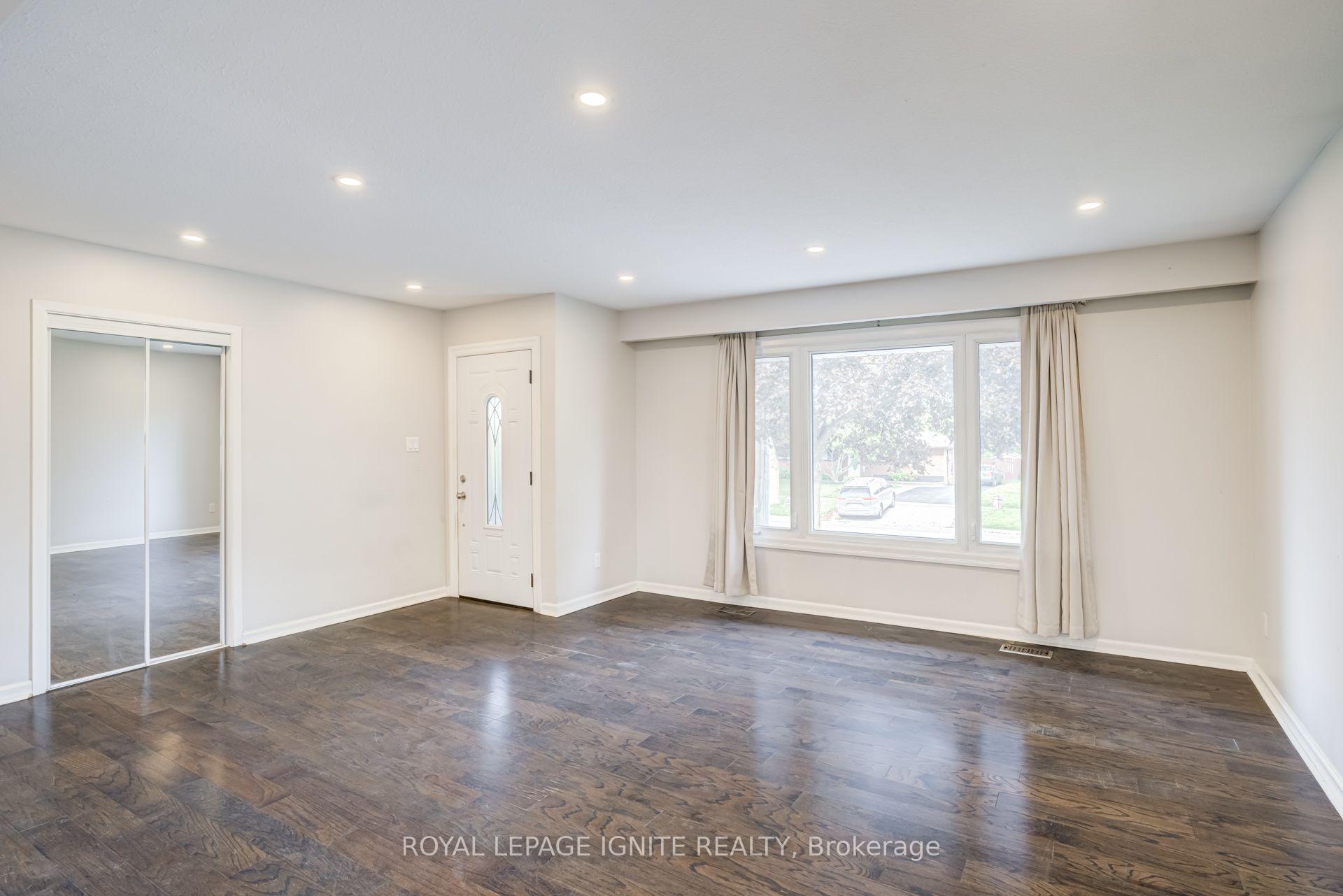 Photo 9 of 620 Central Park Boulevard N, Oshawa, O'Neill — HOMEH