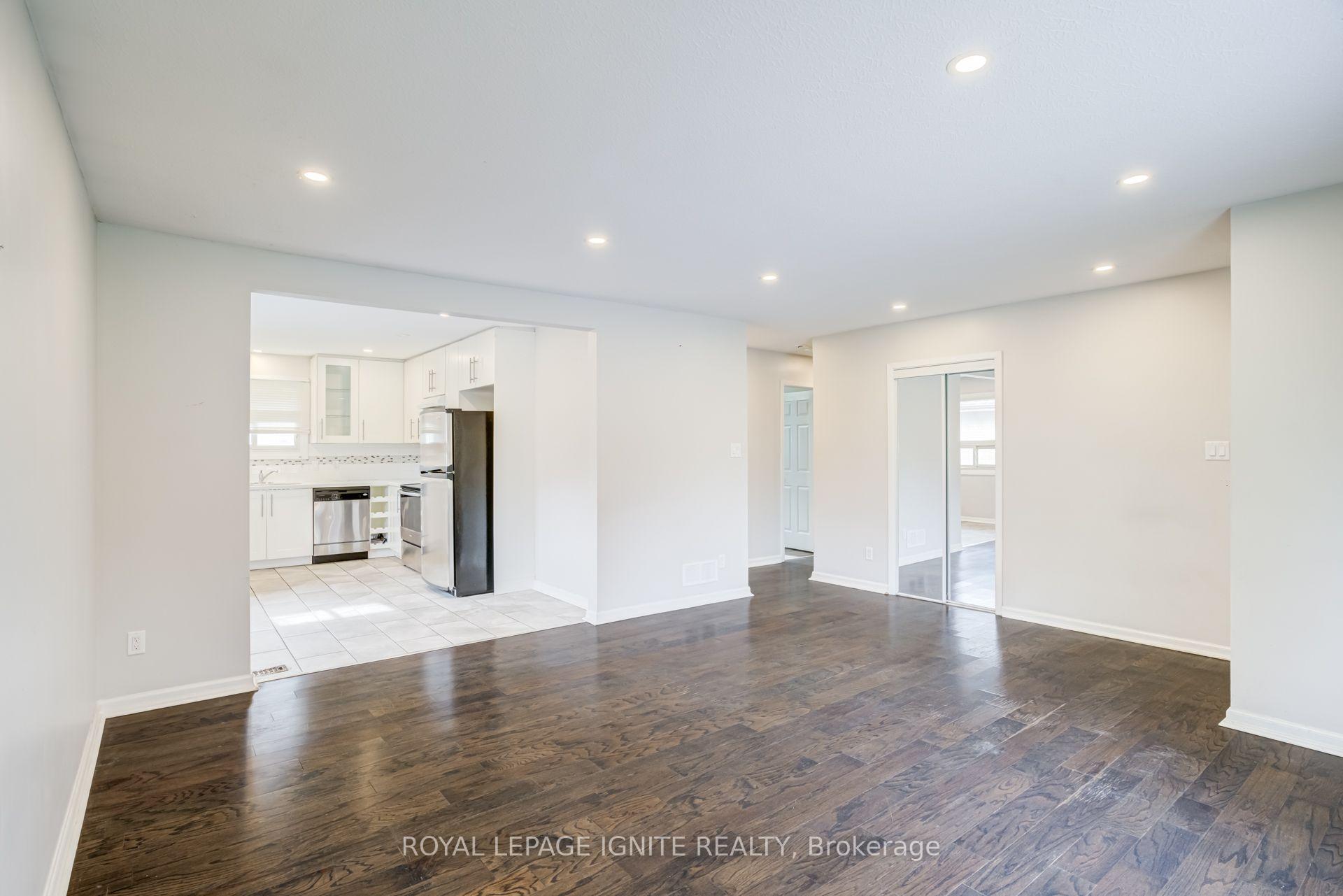Photo 10 of 620 Central Park Boulevard N, Oshawa, O'Neill — HOMEH