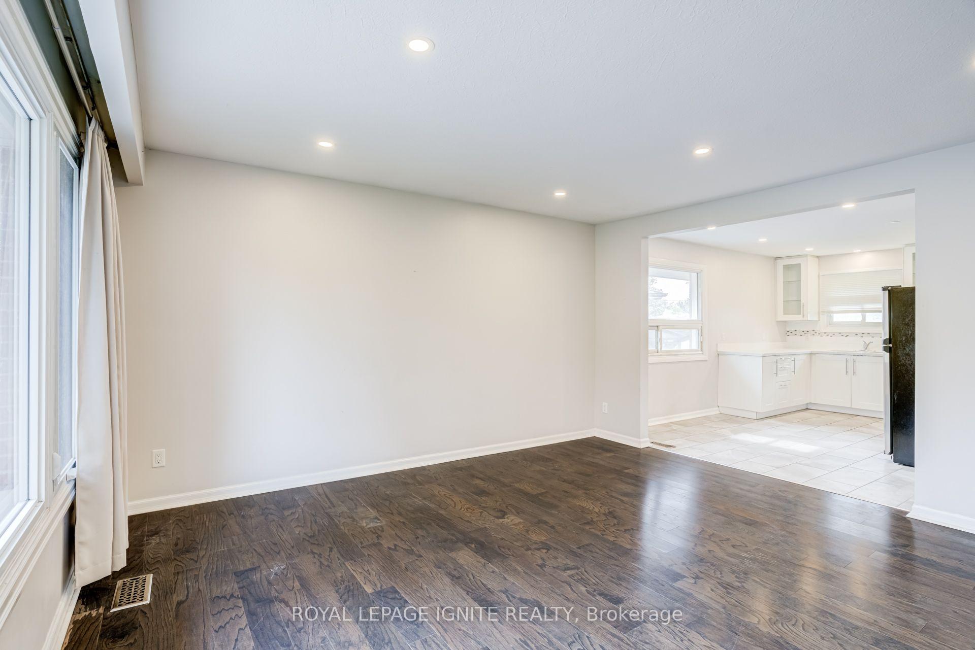 Photo 12 of 620 Central Park Boulevard N, Oshawa, O'Neill — HOMEH
