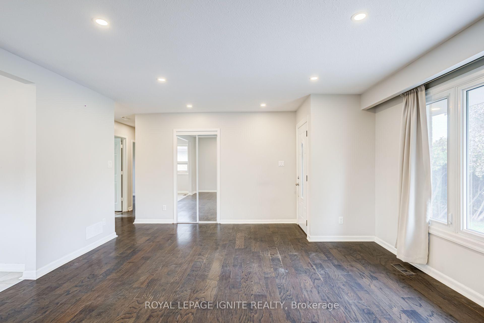 Photo 13 of 620 Central Park Boulevard N, Oshawa, O'Neill — HOMEH