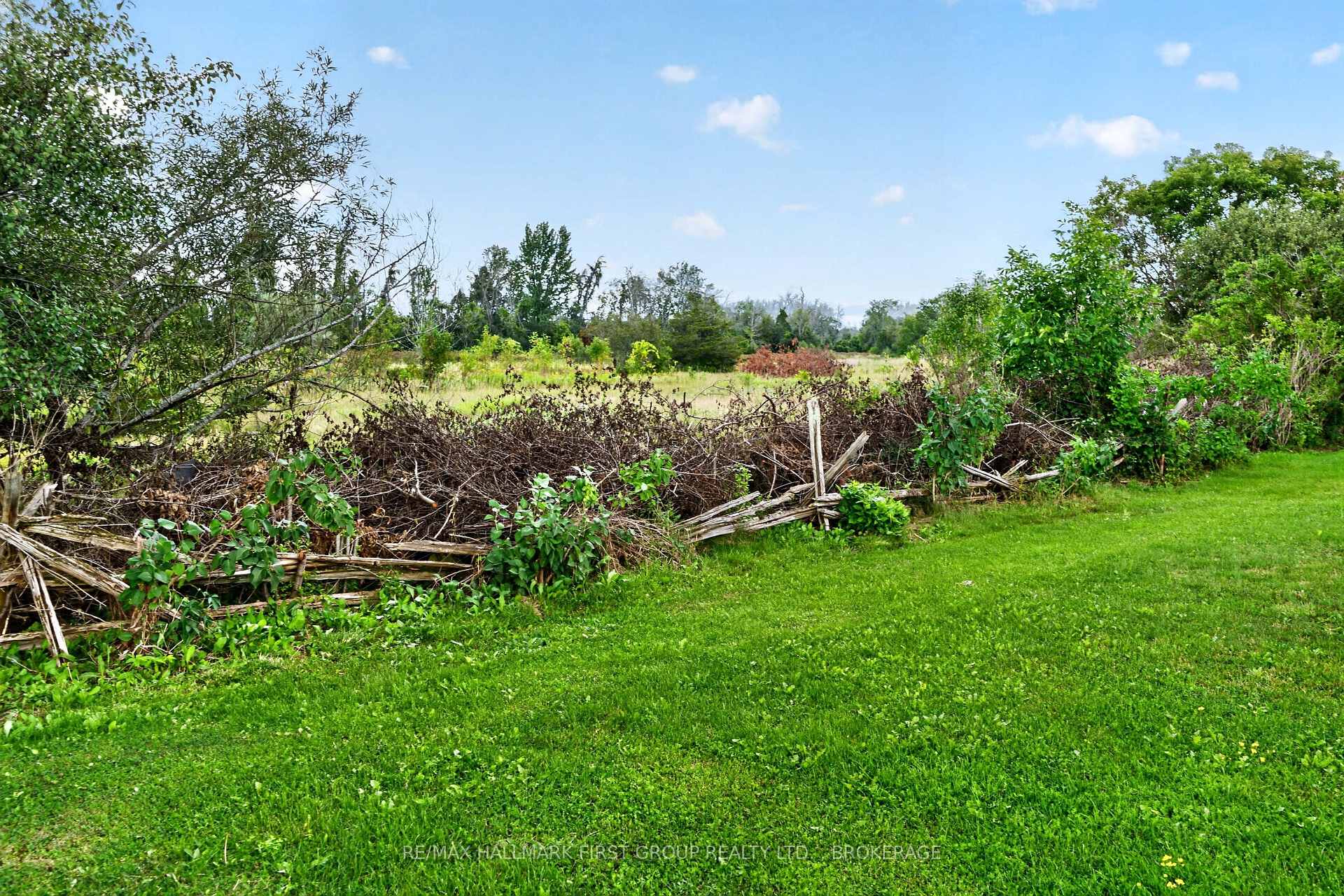 Photo 37 of 907 Millhaven Road, Loyalist, Lennox and Addington - South — HOMEH
