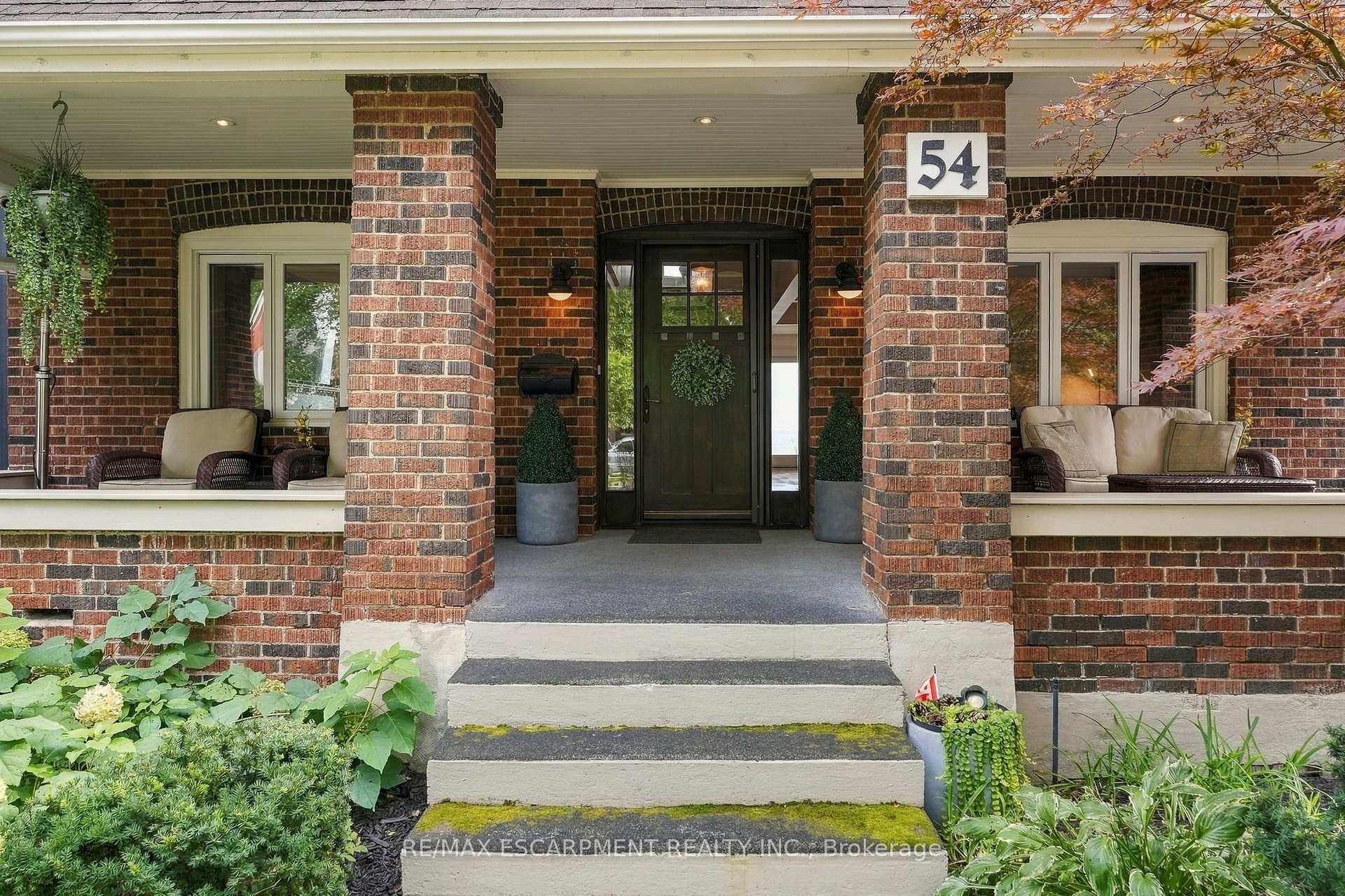 Photo 7 of 54 Cumberland Drive, Mississauga, Port Credit — HOMEH
