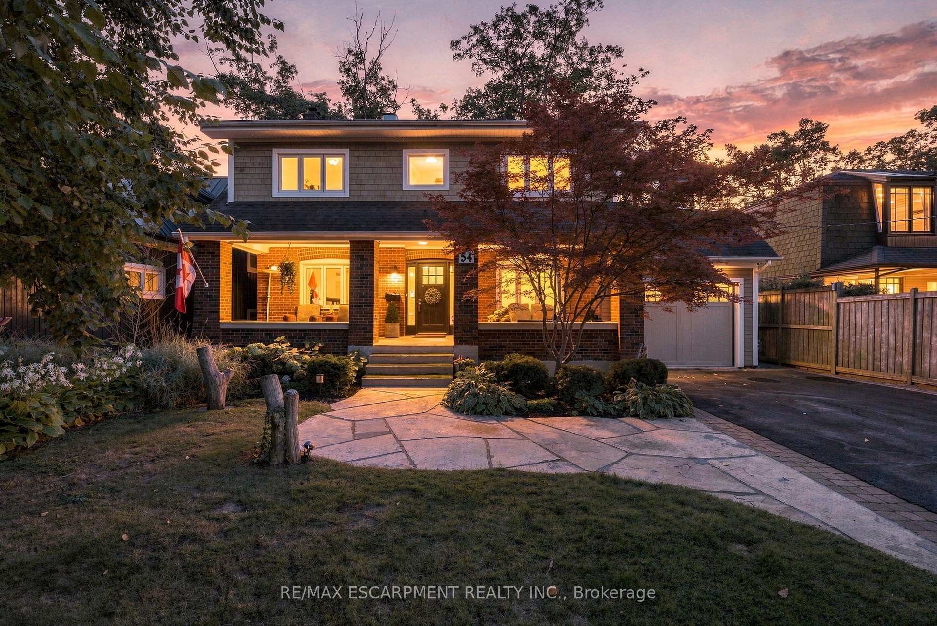 Photo 49 of 54 Cumberland Drive, Mississauga, Port Credit — HOMEH