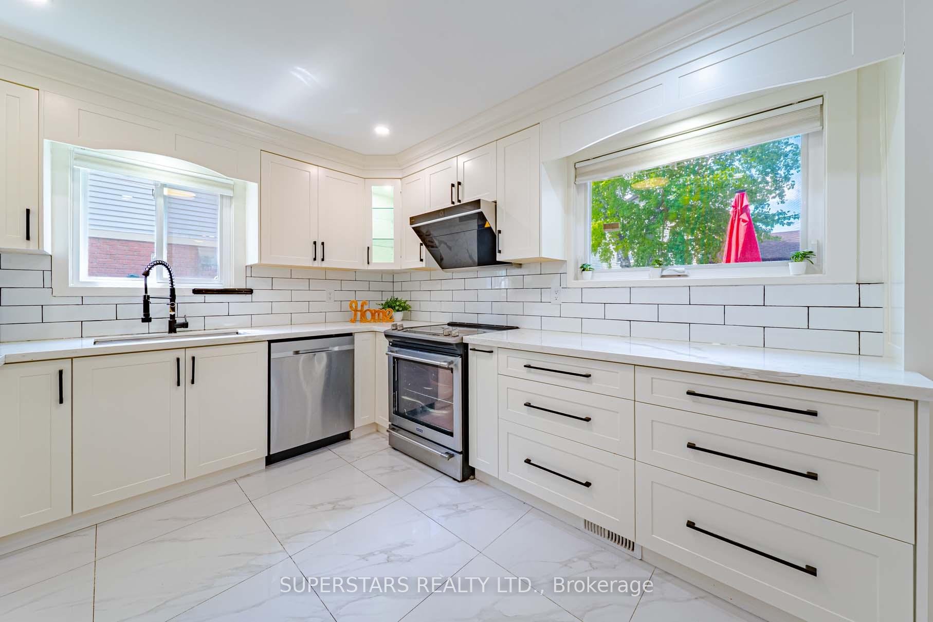 Photo 7 of 28 Bramblebrook Avenue, Scarborough, Milliken — HOMEH