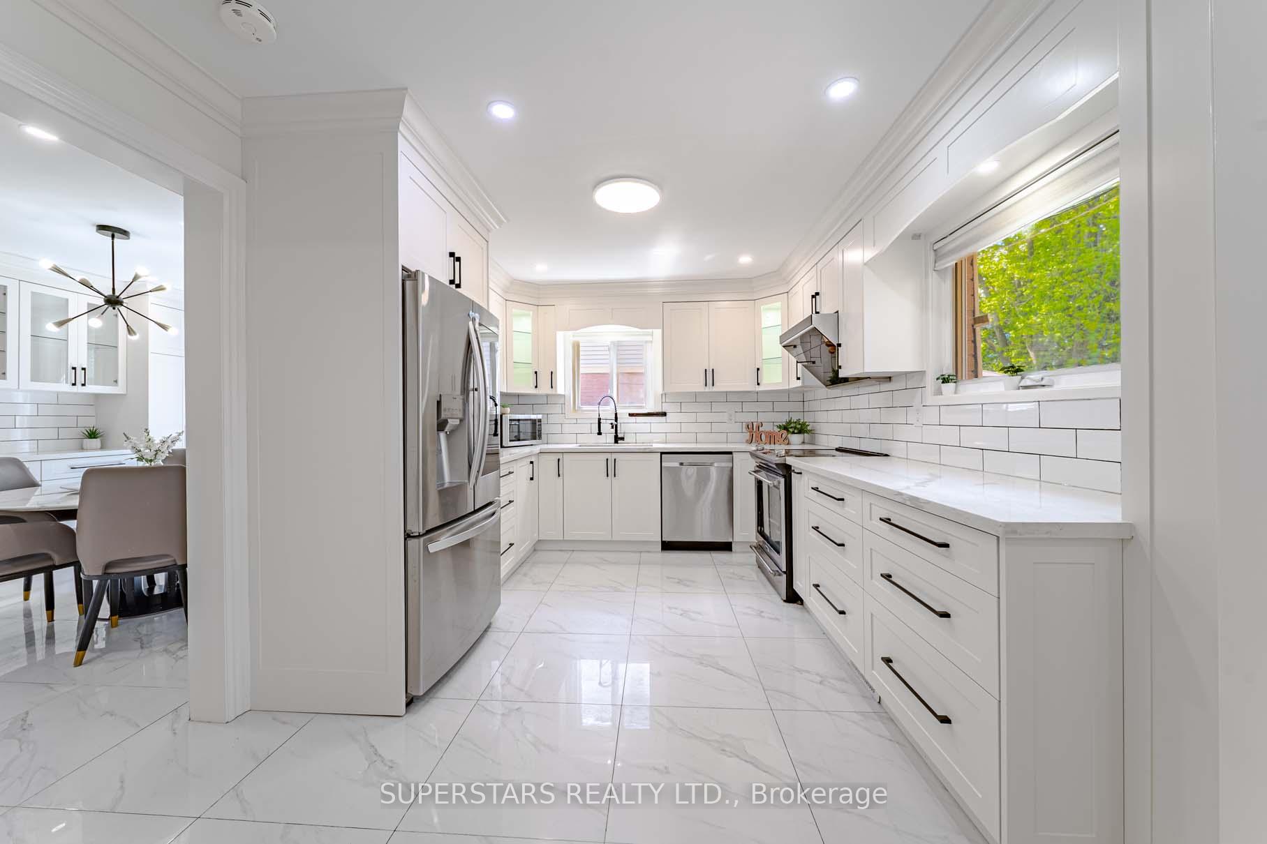 Photo 8 of 28 Bramblebrook Avenue, Scarborough, Milliken — HOMEH