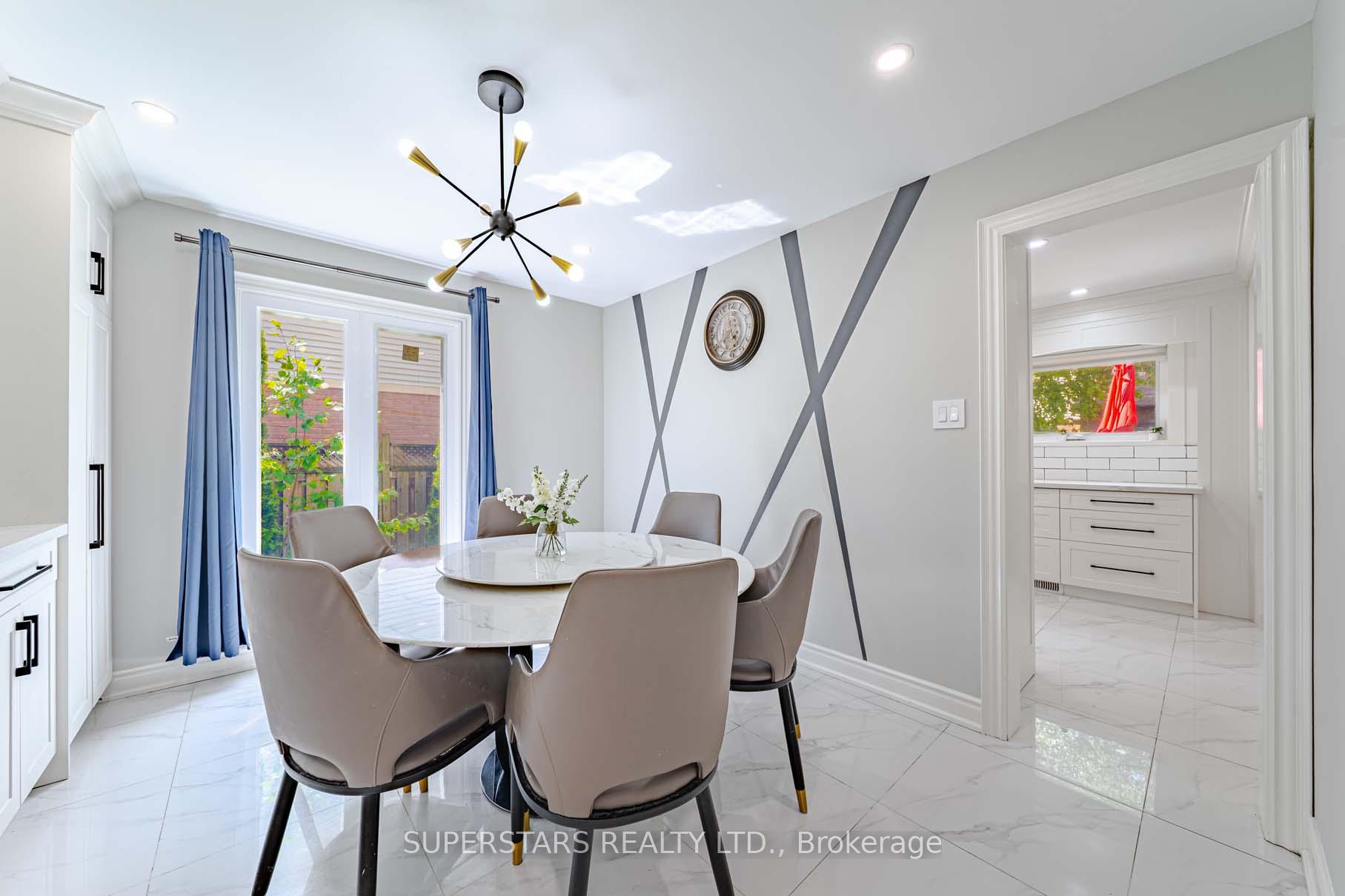 Photo 12 of 28 Bramblebrook Avenue, Scarborough, Milliken — HOMEH