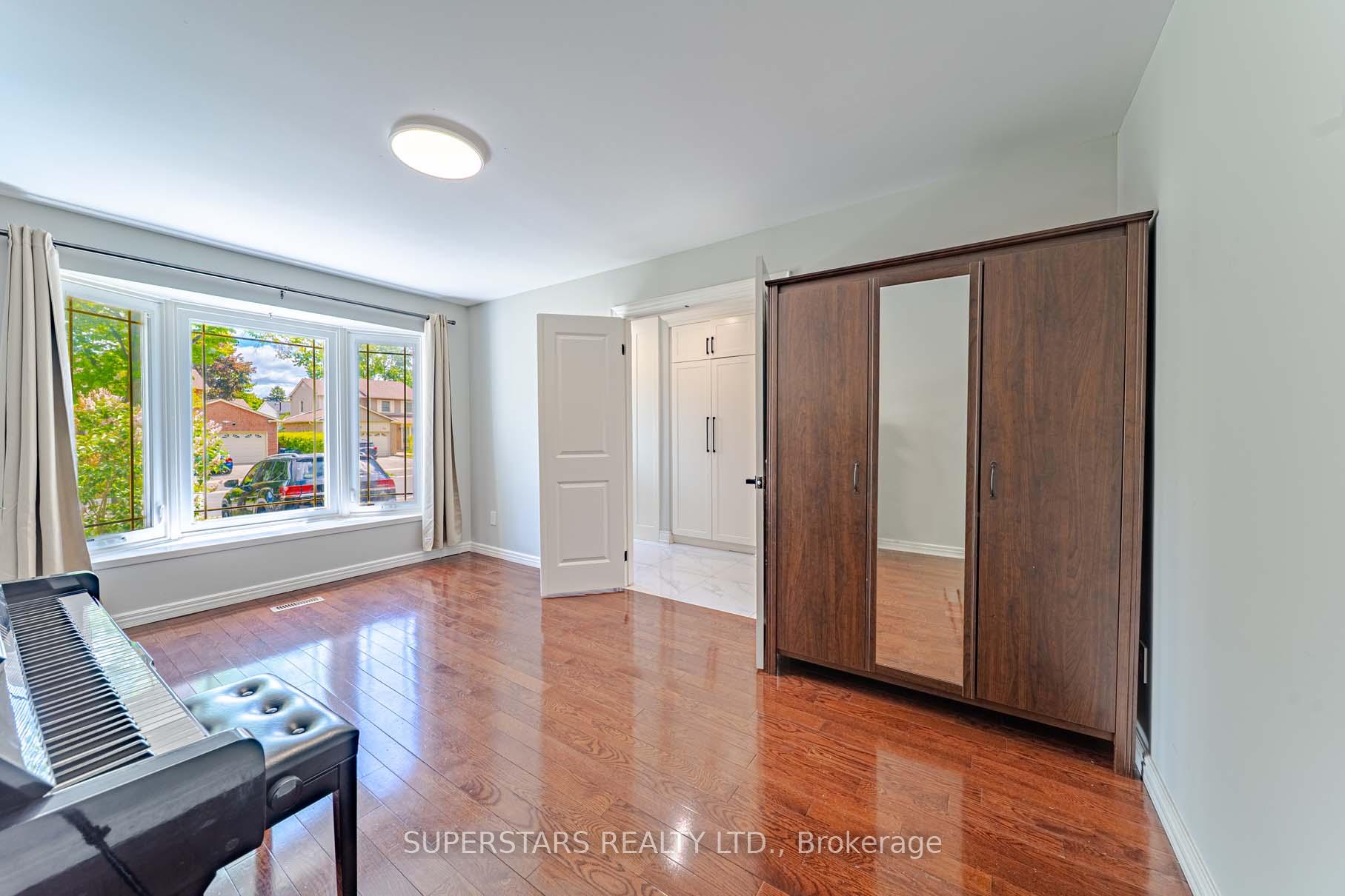 Photo 15 of 28 Bramblebrook Avenue, Scarborough, Milliken — HOMEH