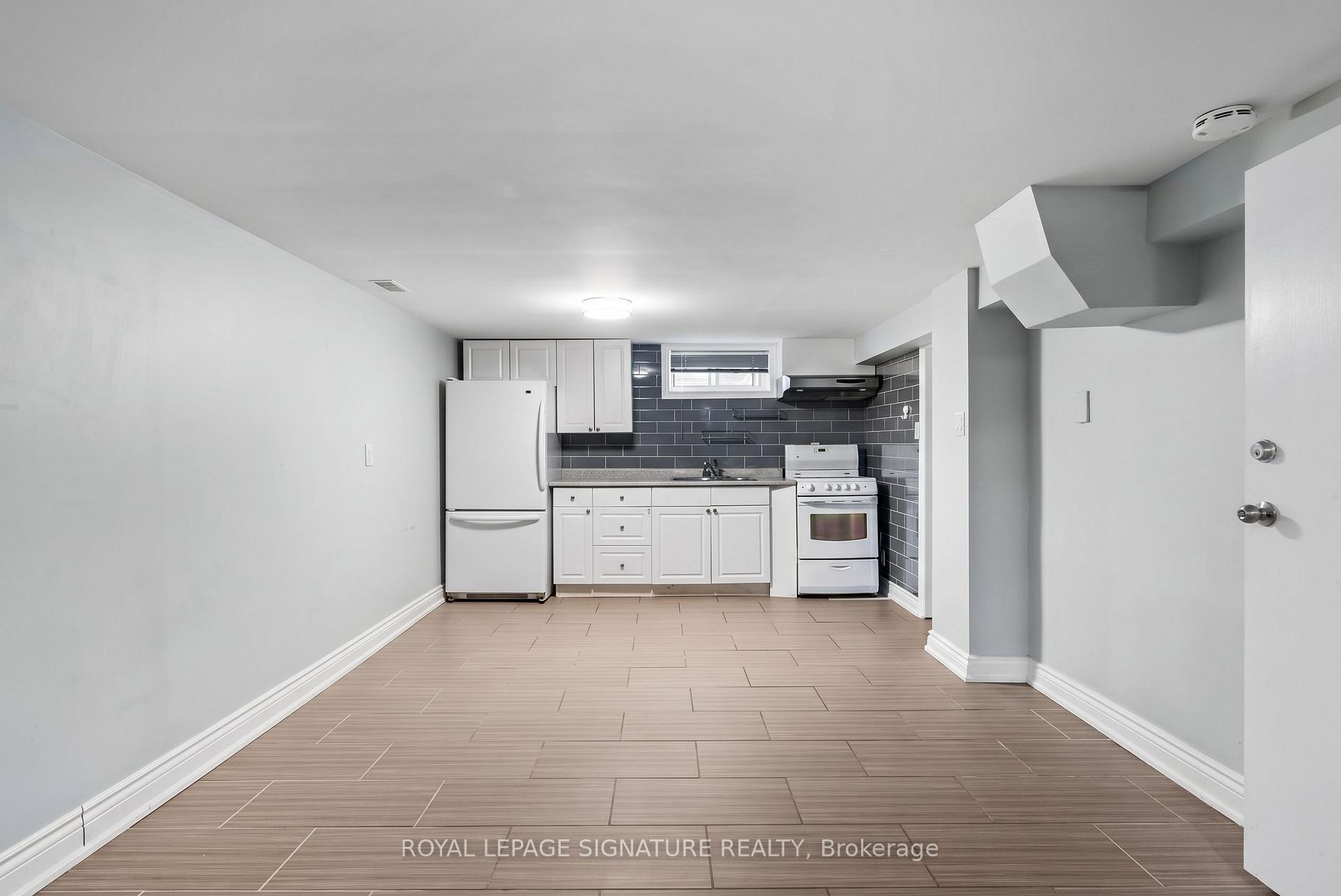 Photo 2 of Unit Lower, 112 Foch Avenue, Etobicoke, Alderwood — HOMEH