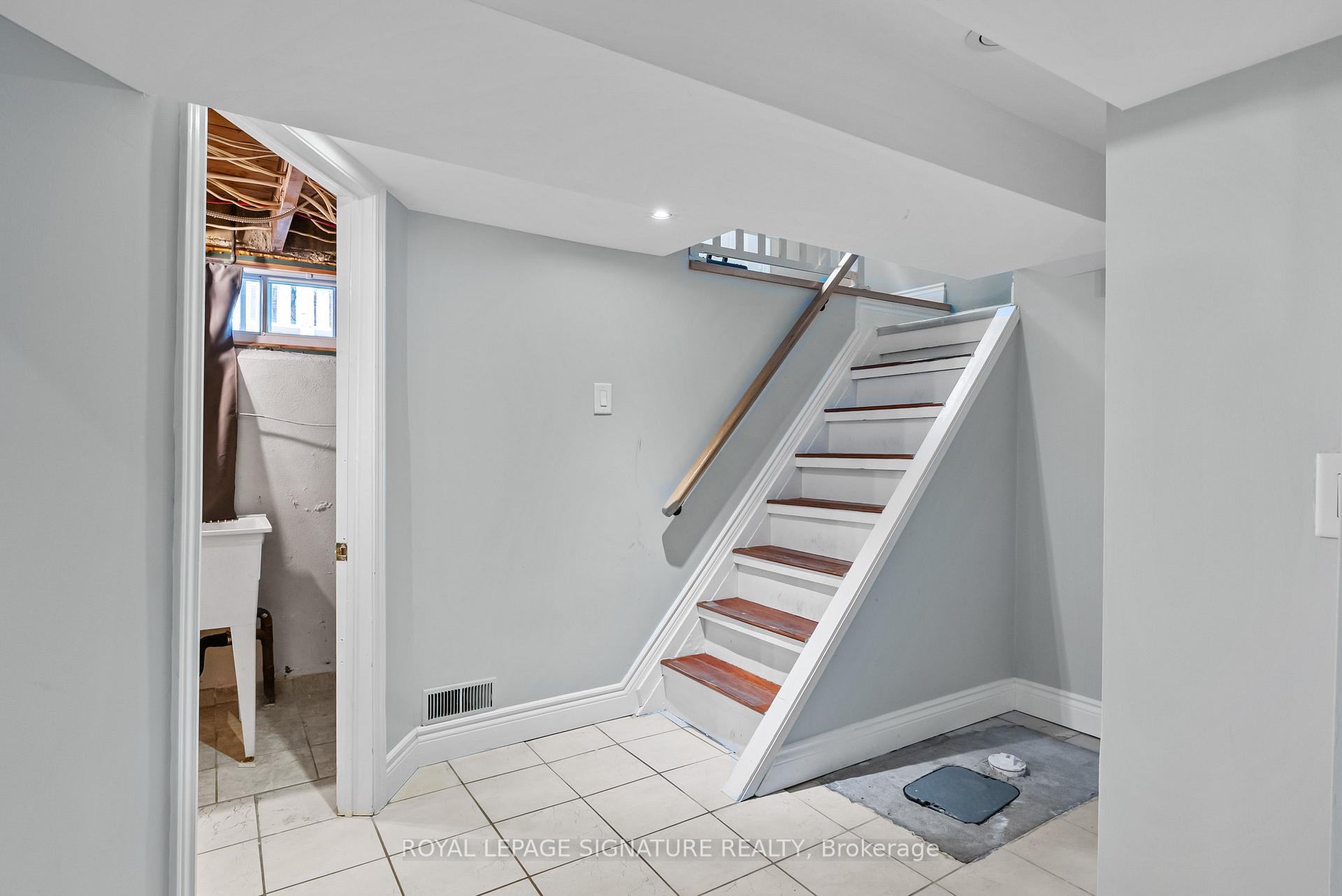 Photo 13 of Unit Lower, 112 Foch Avenue, Etobicoke, Alderwood — HOMEH