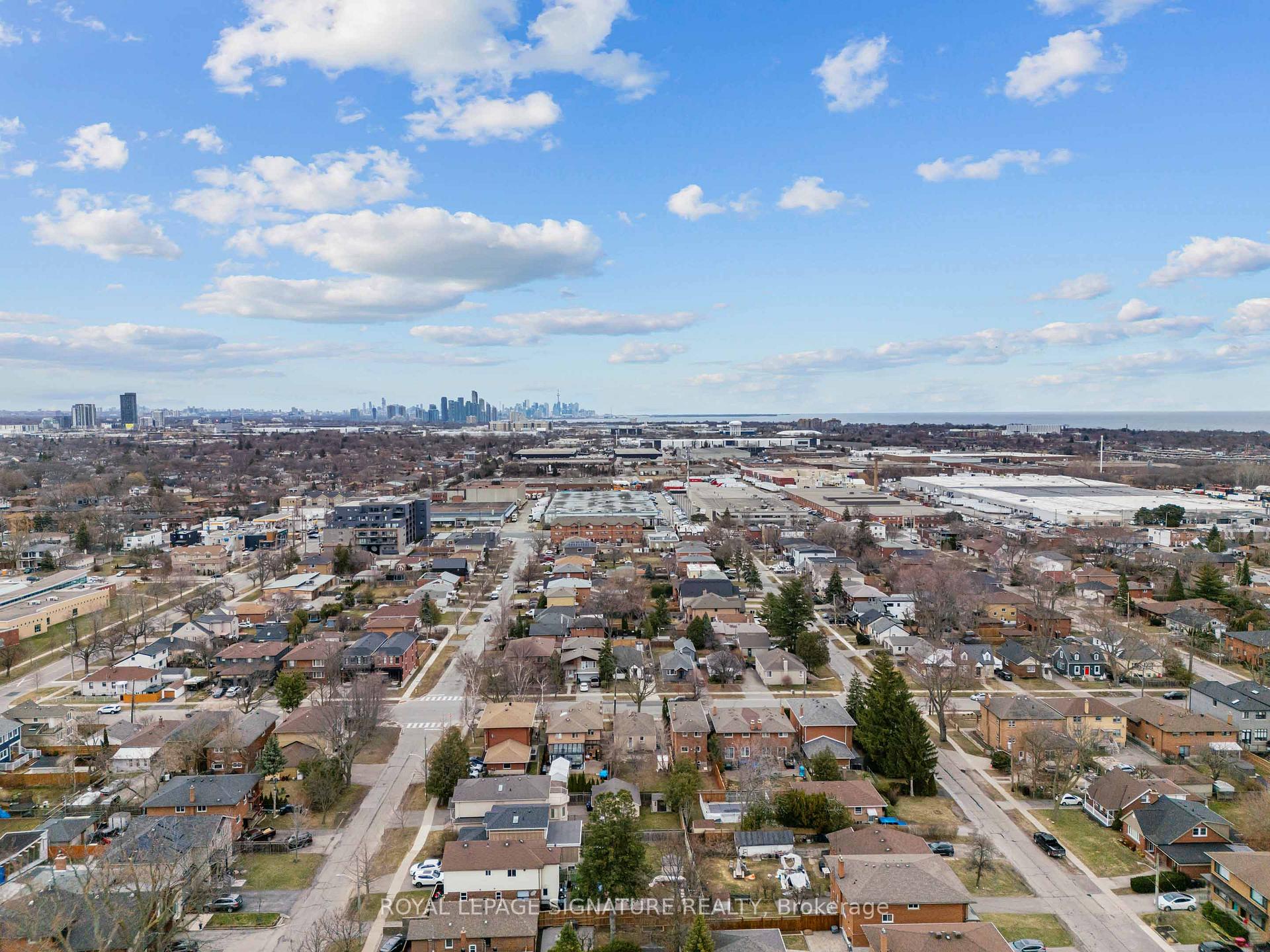 Photo 15 of Unit Lower, 112 Foch Avenue, Etobicoke, Alderwood — HOMEH