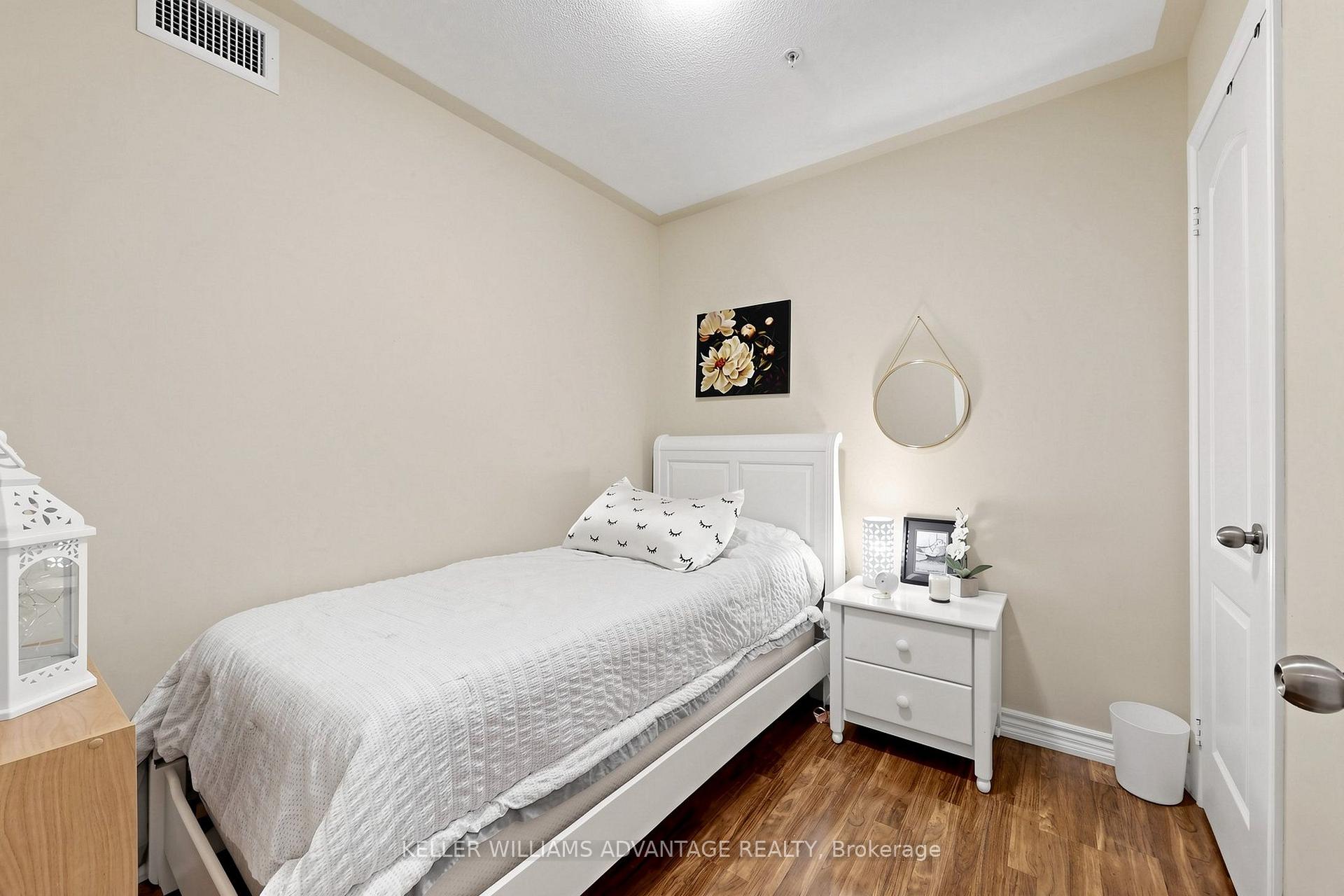 Photo 19 of Unit 407, 112 Simcoe Road, Bradford West Gwillimbury, Bradford — HOMEH