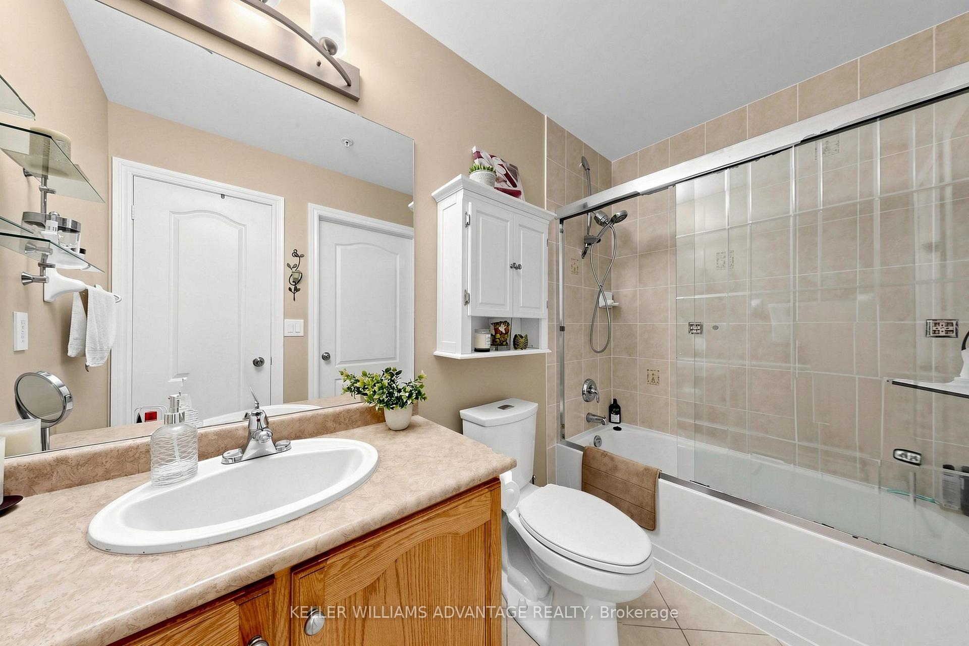 Photo 22 of Unit 407, 112 Simcoe Road, Bradford West Gwillimbury, Bradford — HOMEH