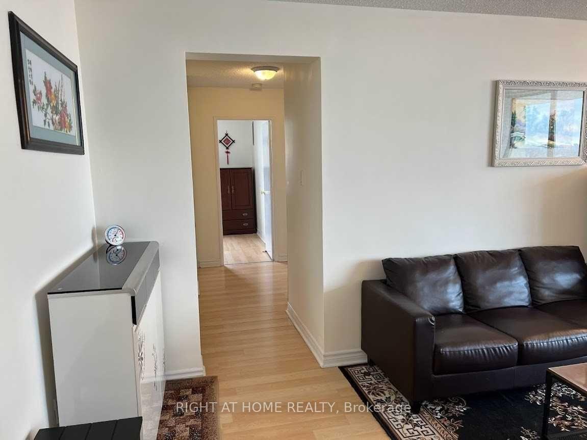 Photo 18 of Unit 1503, 177 Linus Road, North York, Don Valley Village — HOMEH