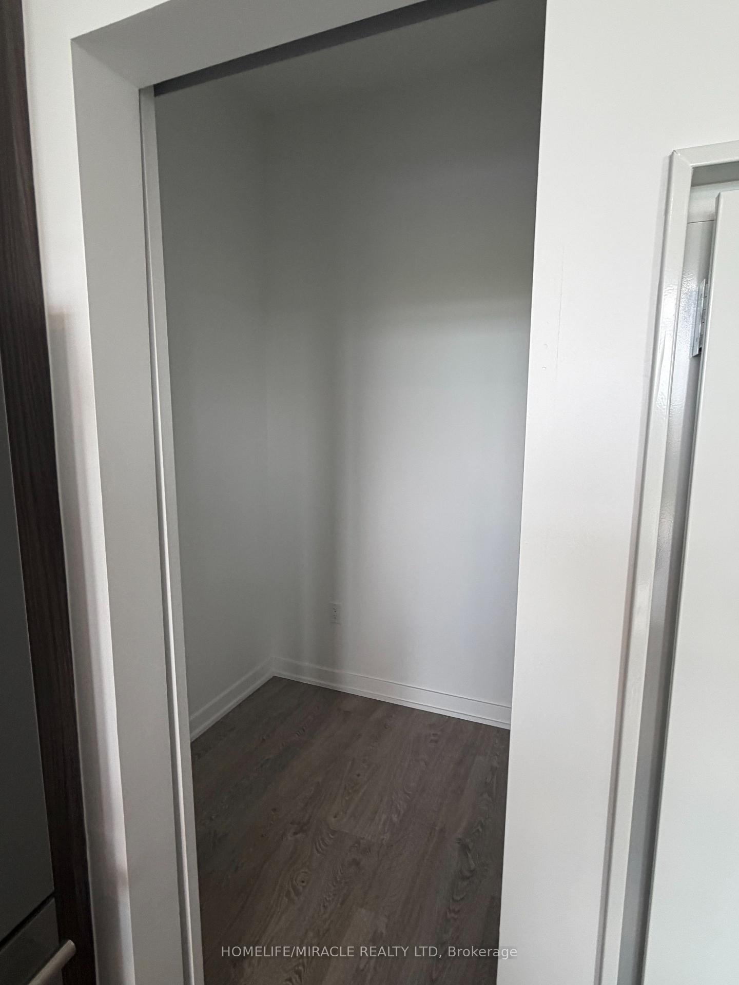 Photo 6 of Unit 802, 740 Whitlock Avenue, Milton, Cobban — HOMEH
