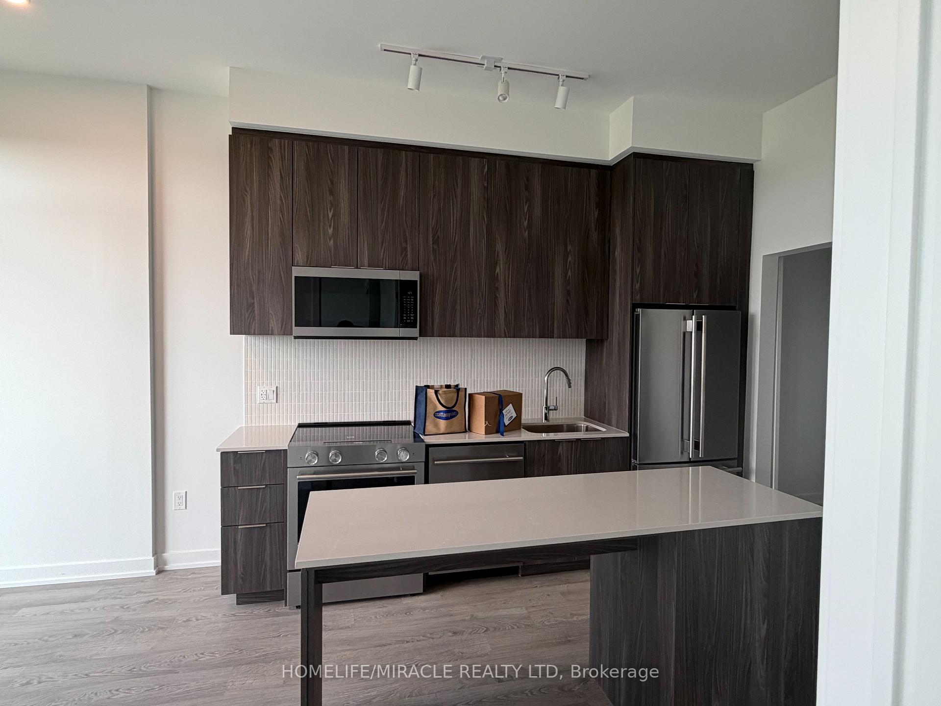 Photo 10 of Unit 802, 740 Whitlock Avenue, Milton, Cobban — HOMEH