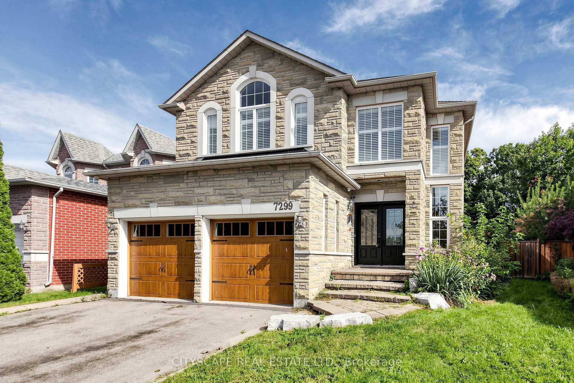 Photo 1 of 7299 Waldorf Way, Mississauga, Meadowvale Village — HOMEH
