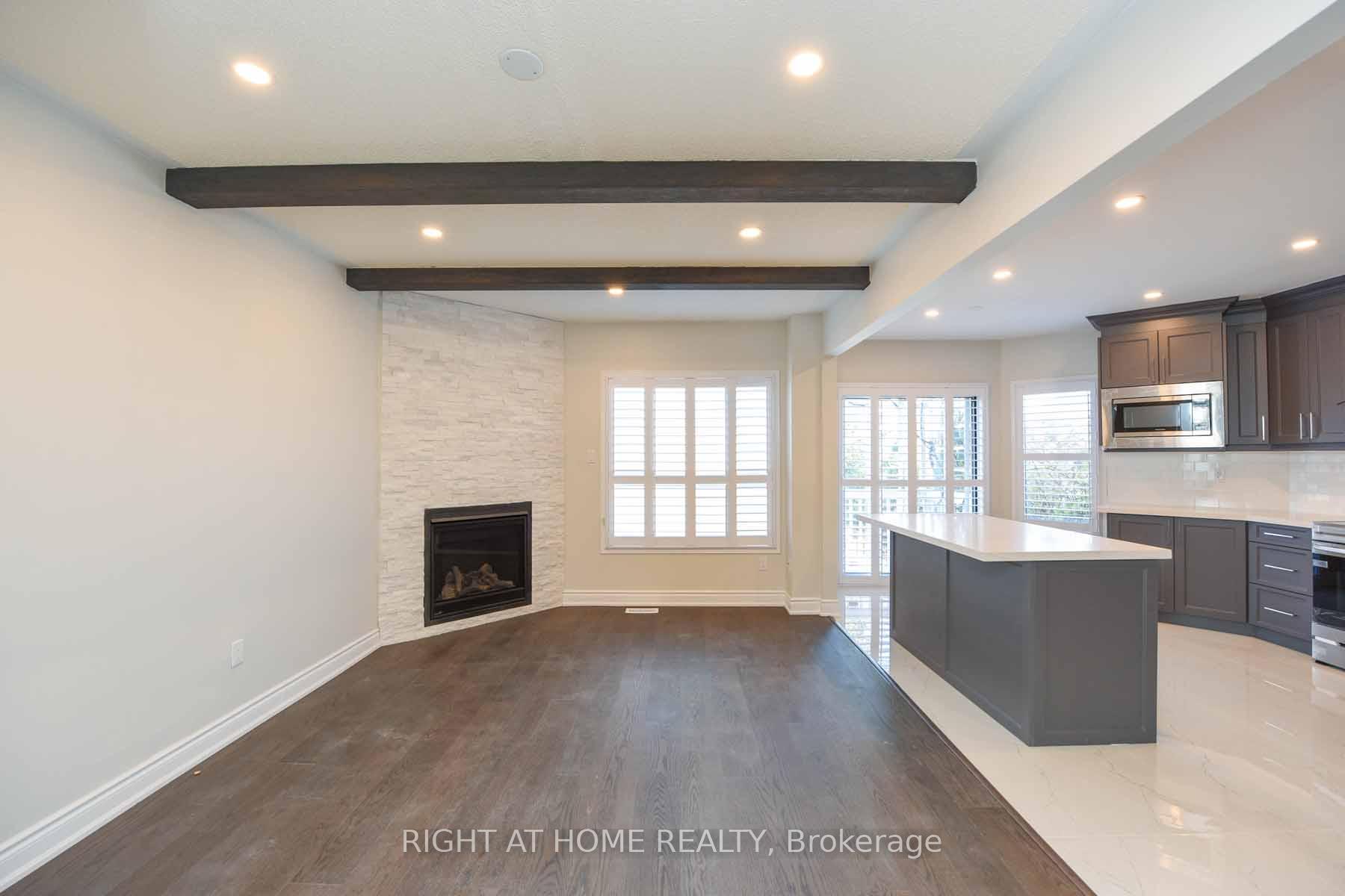 Photo 9 of 903 Blyleven Boulevard, Mississauga, East Credit — HOMEH