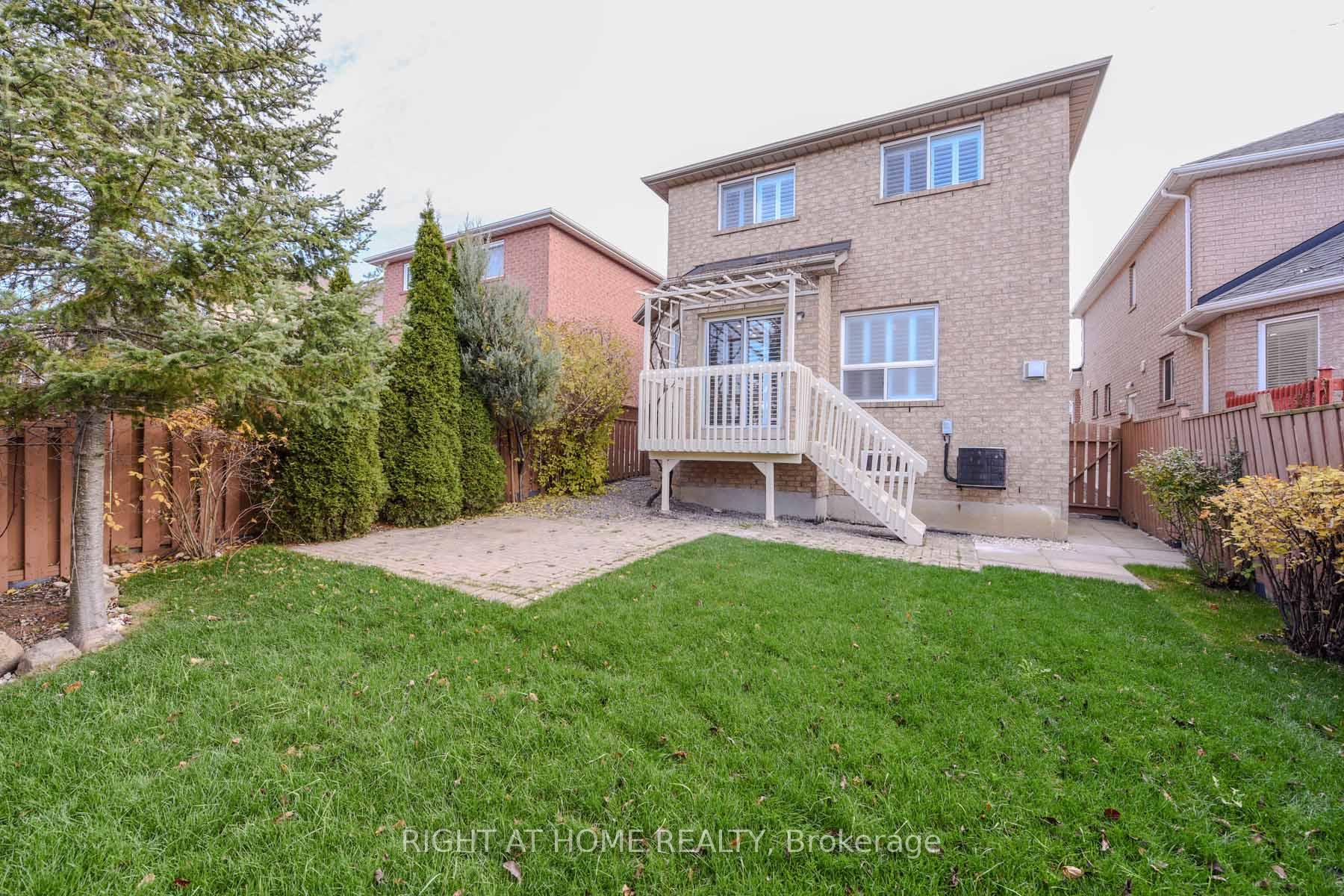 Photo 28 of 903 Blyleven Boulevard, Mississauga, East Credit — HOMEH