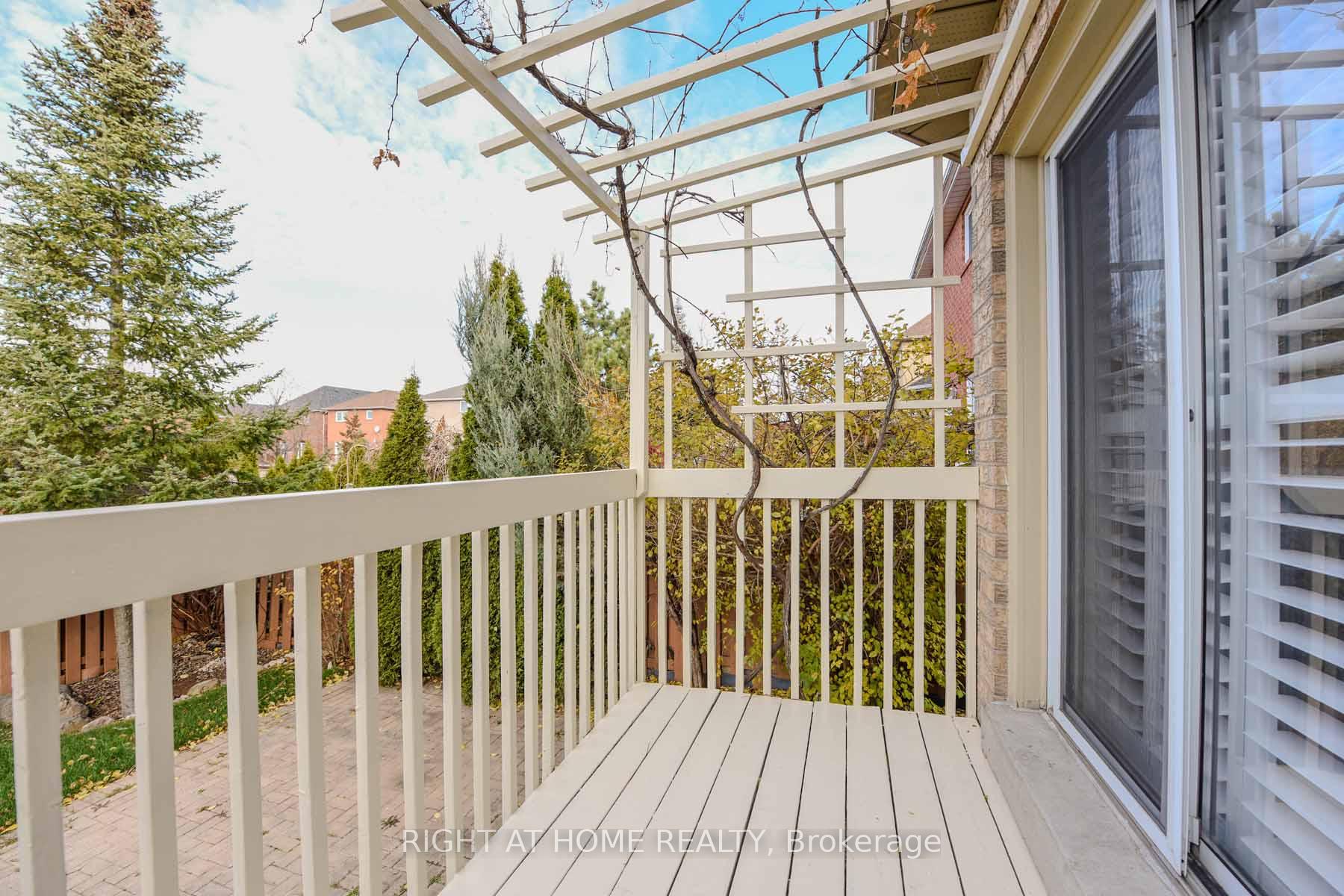 Photo 30 of 903 Blyleven Boulevard, Mississauga, East Credit — HOMEH