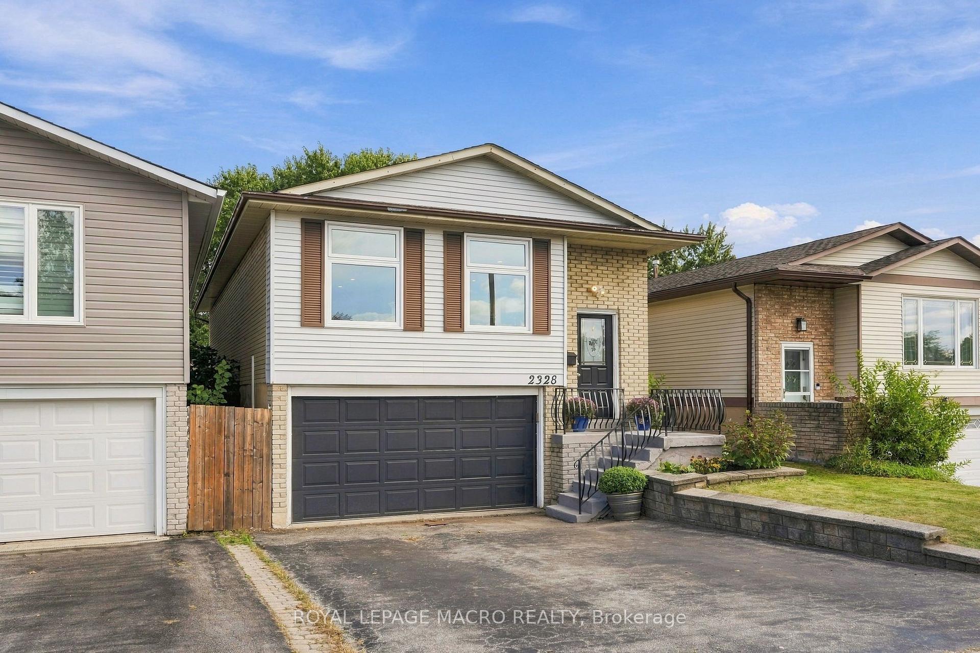 Photo 2 of 2328 Malcolm Crescent, Burlington, Brant Hills — HOMEH