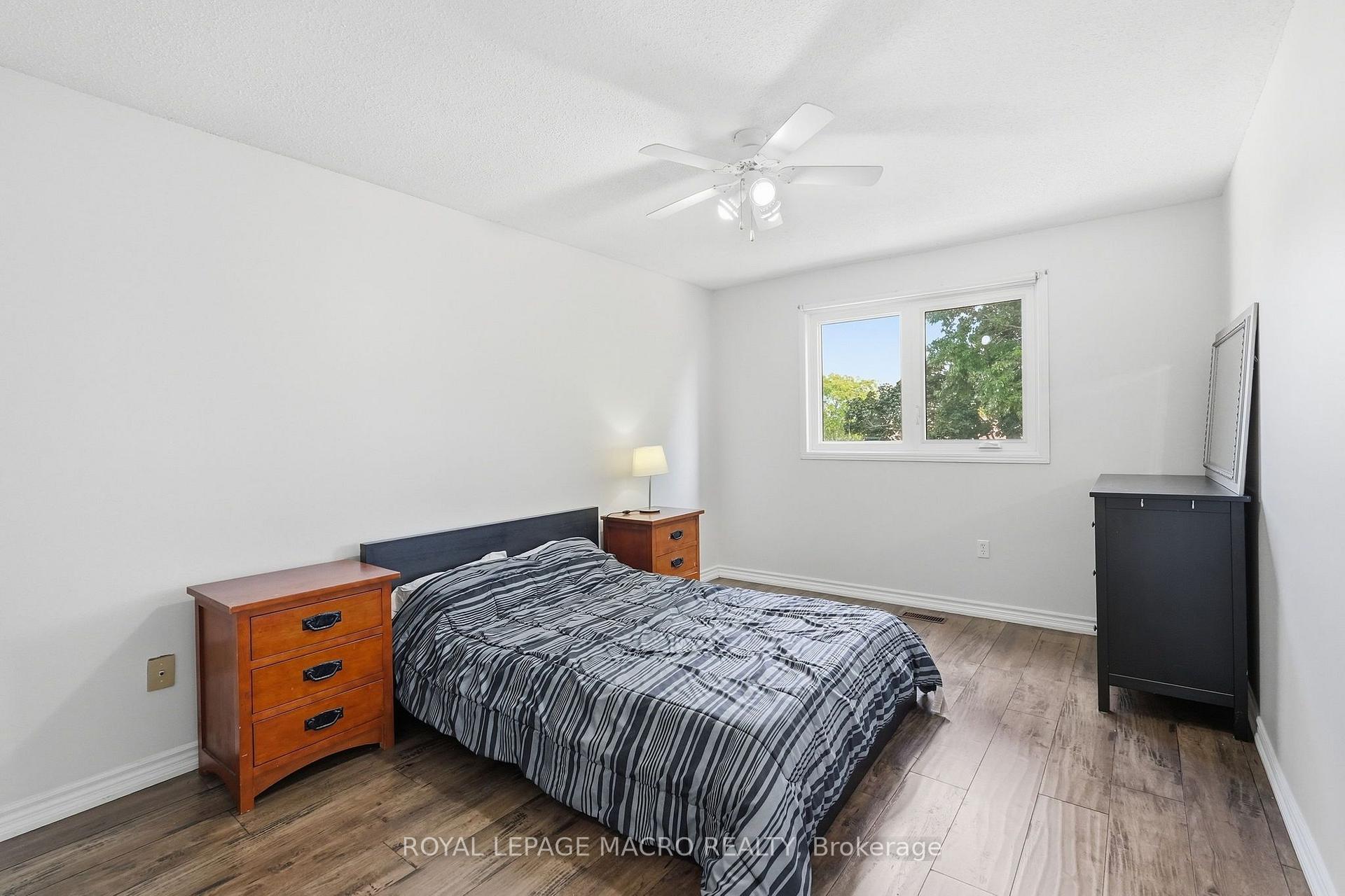 Photo 19 of 2328 Malcolm Crescent, Burlington, Brant Hills — HOMEH