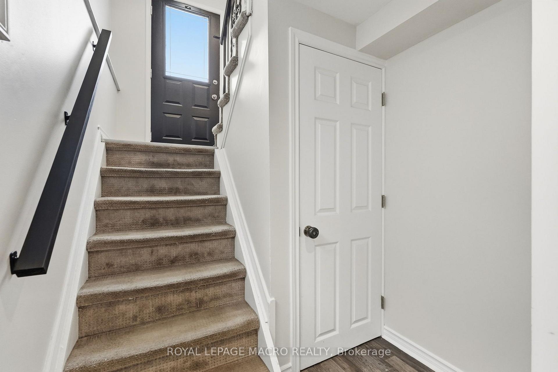 Photo 24 of 2328 Malcolm Crescent, Burlington, Brant Hills — HOMEH
