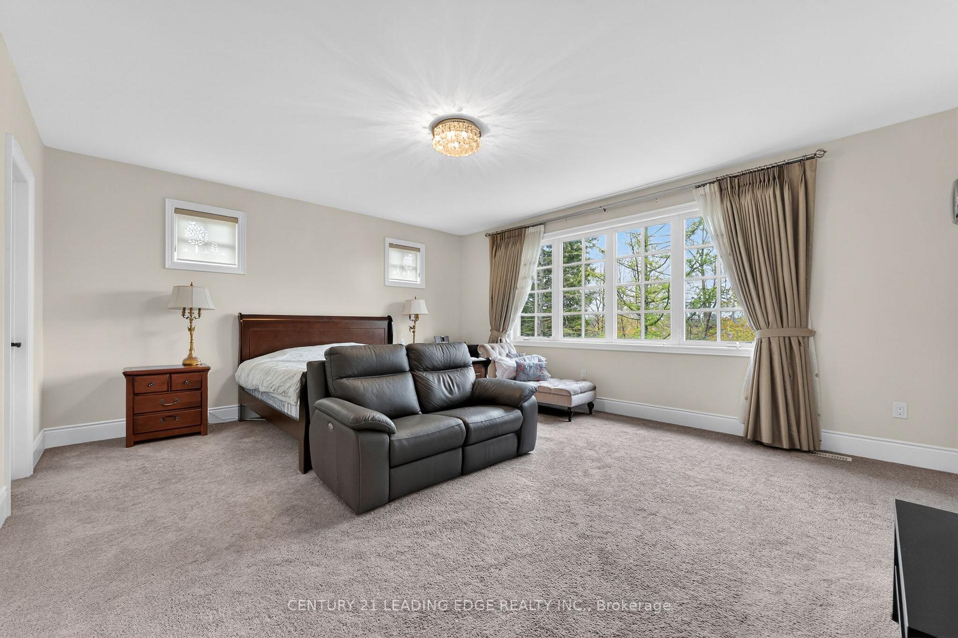 Photo 24 of 33 Stollery Pond Crescent, Markham, Devil's Elbow — HOMEH