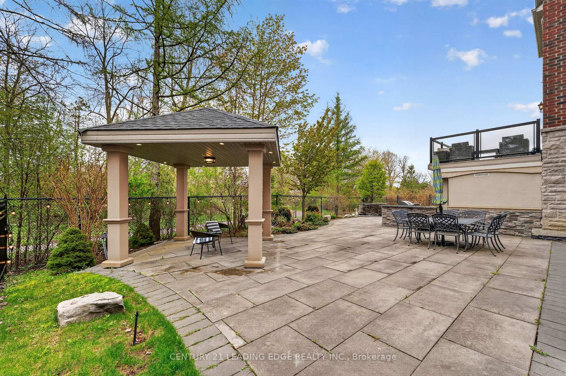 Photo 36 of 33 Stollery Pond Crescent, Markham, Devil's Elbow — HOMEH