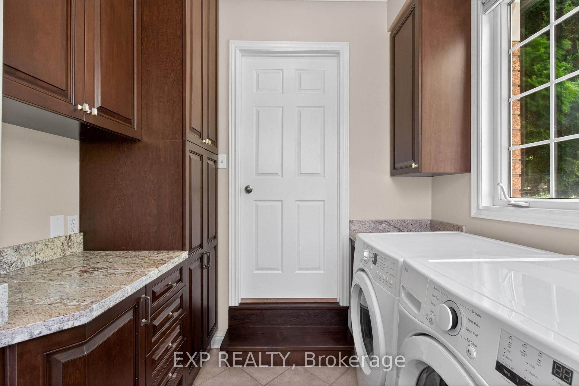 Photo 16 of 1347 Brookstar Drive, Oakville, West Oak Trails — HOMEH