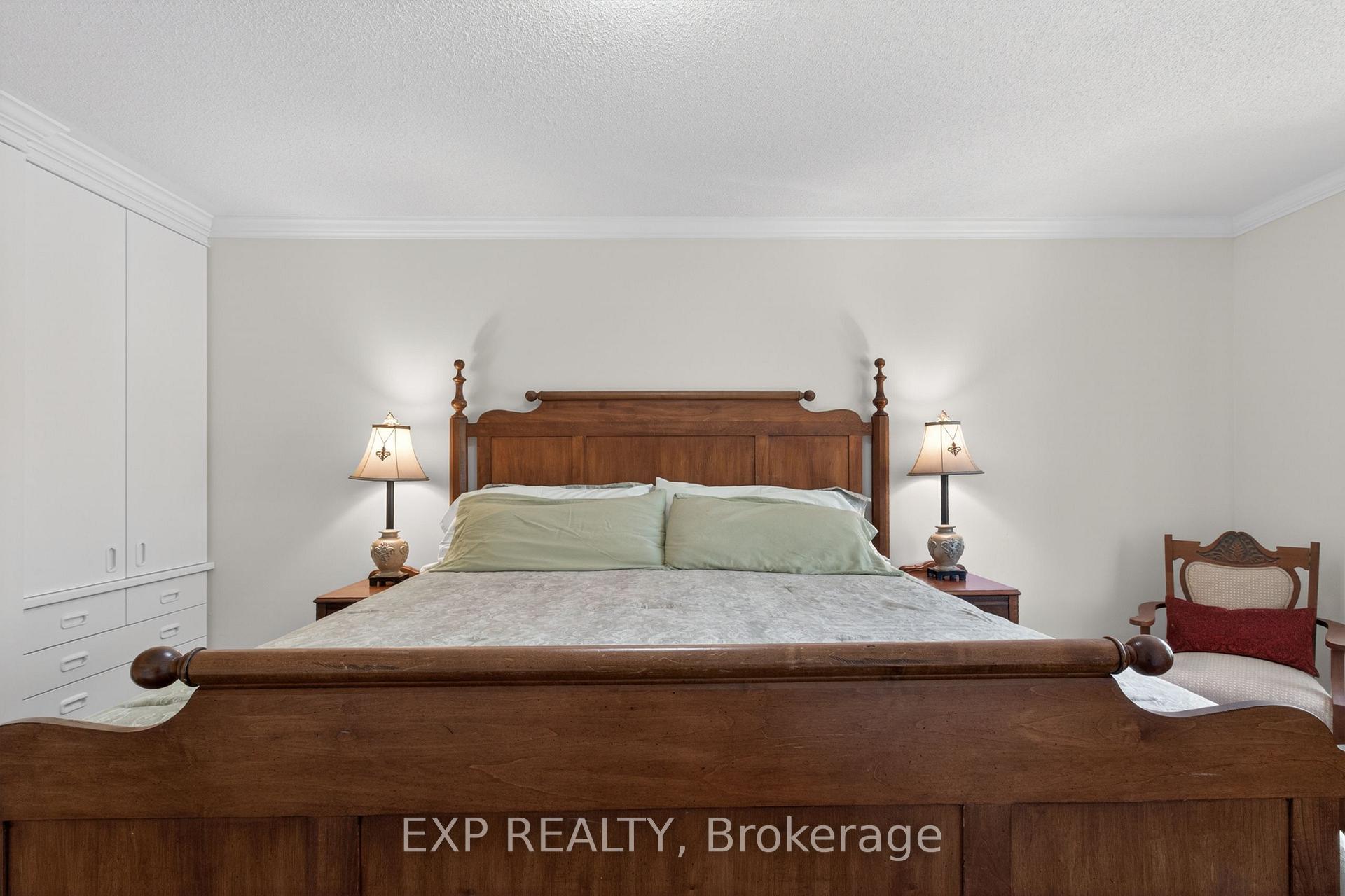 Photo 19 of 1347 Brookstar Drive, Oakville, West Oak Trails — HOMEH