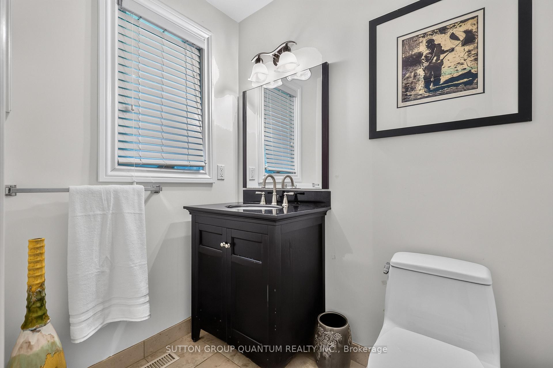 Photo 12 of 2233 Oneida Crescent, Mississauga, Erindale — HOMEH