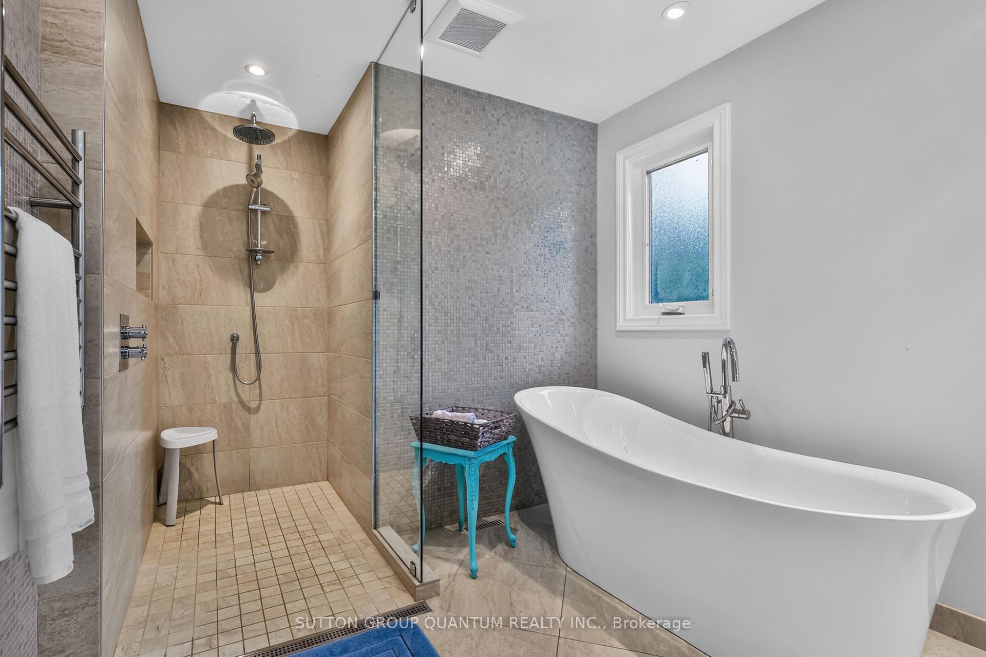Photo 18 of 2233 Oneida Crescent, Mississauga, Erindale — HOMEH