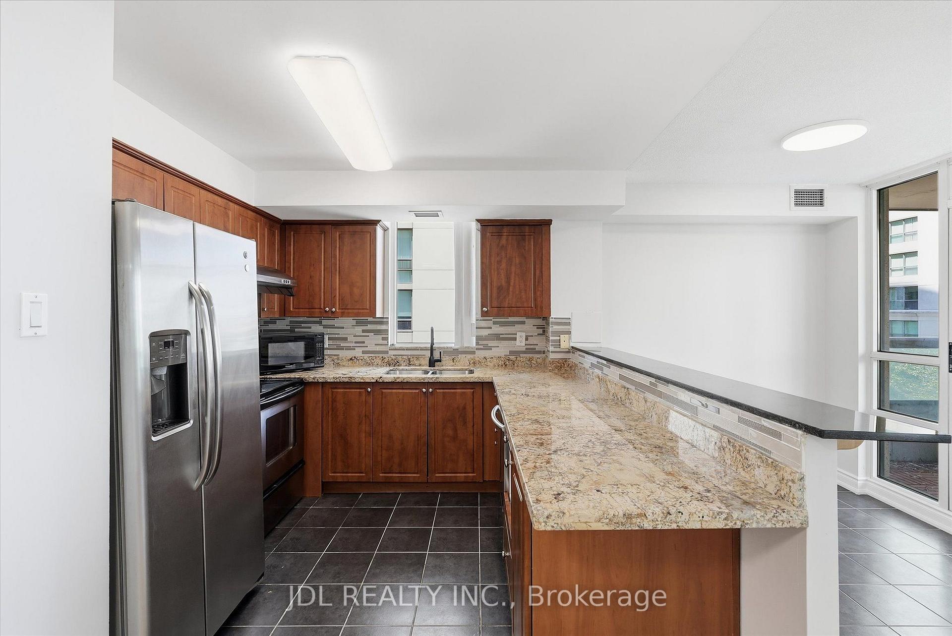 Photo 15 of Unit 516, 503 Beecroft Road, North York, Willowdale West — HOMEH