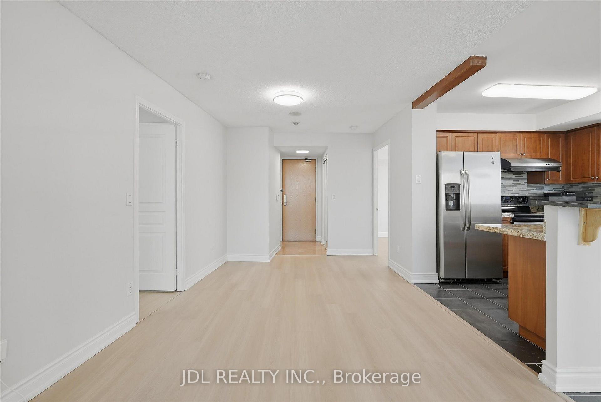 Photo 23 of Unit 516, 503 Beecroft Road, North York, Willowdale West — HOMEH