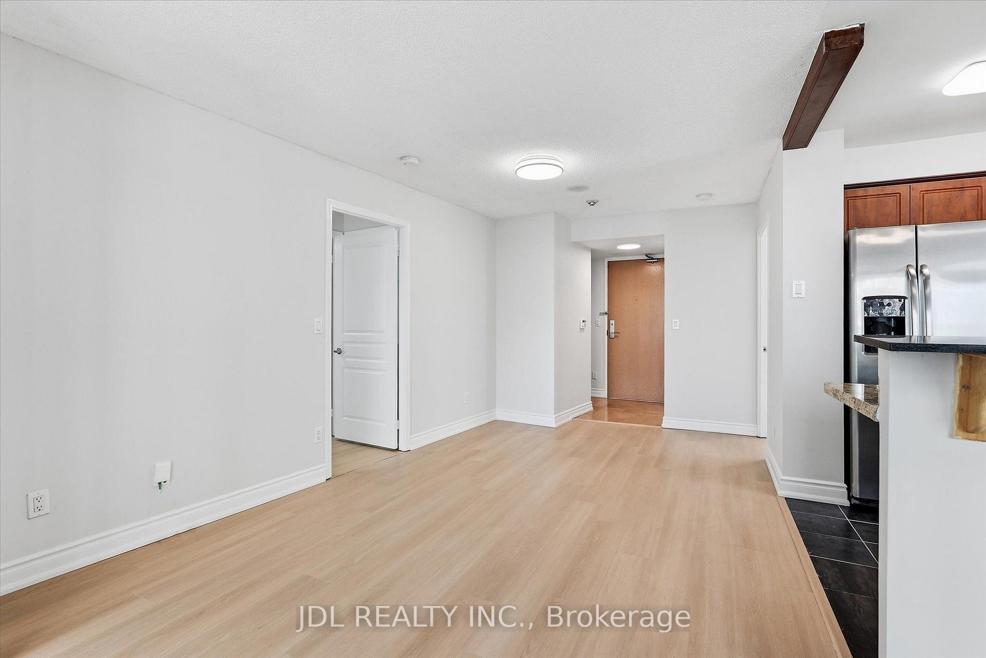 Photo 24 of Unit 516, 503 Beecroft Road, North York, Willowdale West — HOMEH