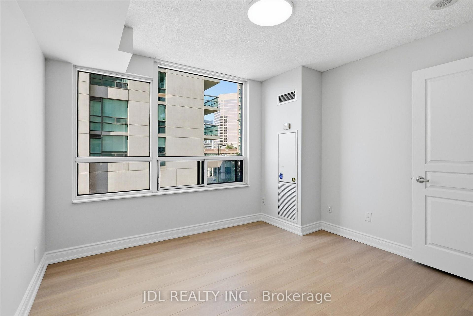 Photo 25 of Unit 516, 503 Beecroft Road, North York, Willowdale West — HOMEH