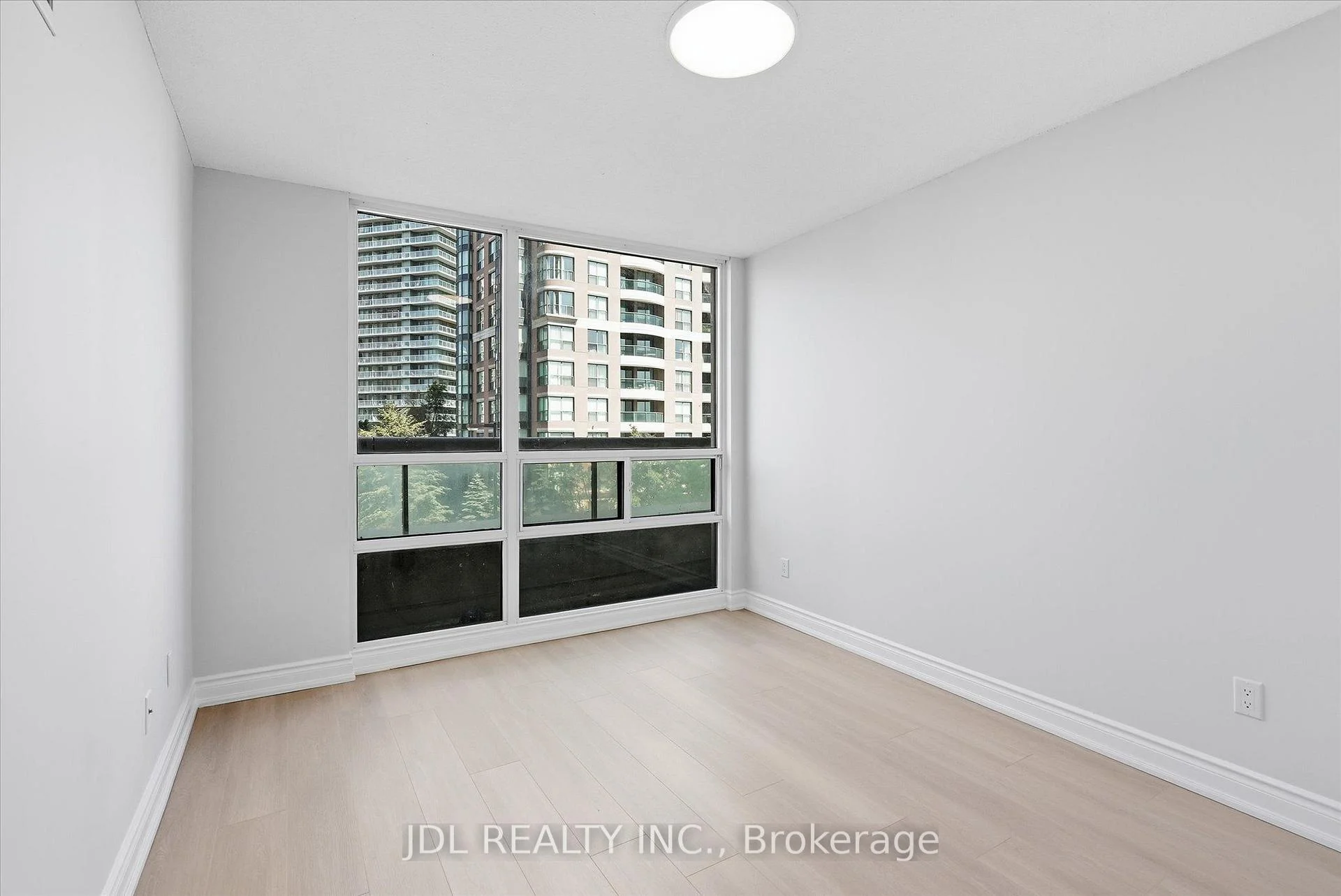 Photo 17 of Unit 516, 503 Beecroft Road, North York, Willowdale West — HOMEH