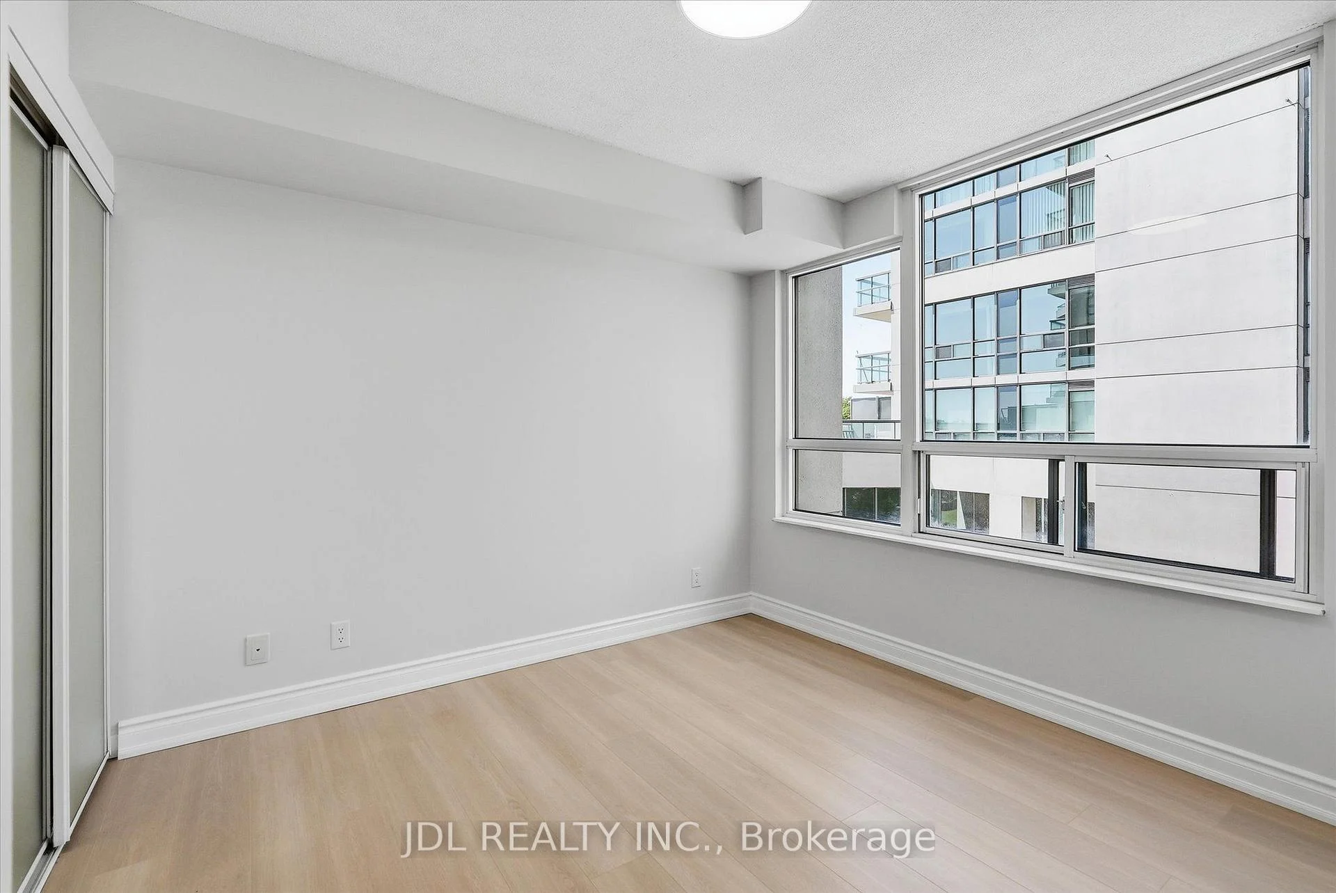 Photo 26 of Unit 516, 503 Beecroft Road, North York, Willowdale West — HOMEH