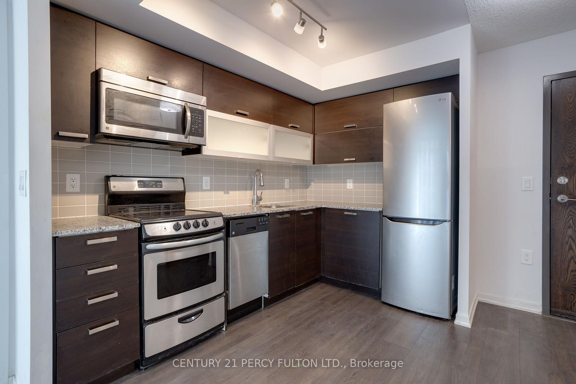 Photo 4 of Unit 1110W, 36 Lisgar Street, Toronto, Little Portugal — HOMEH
