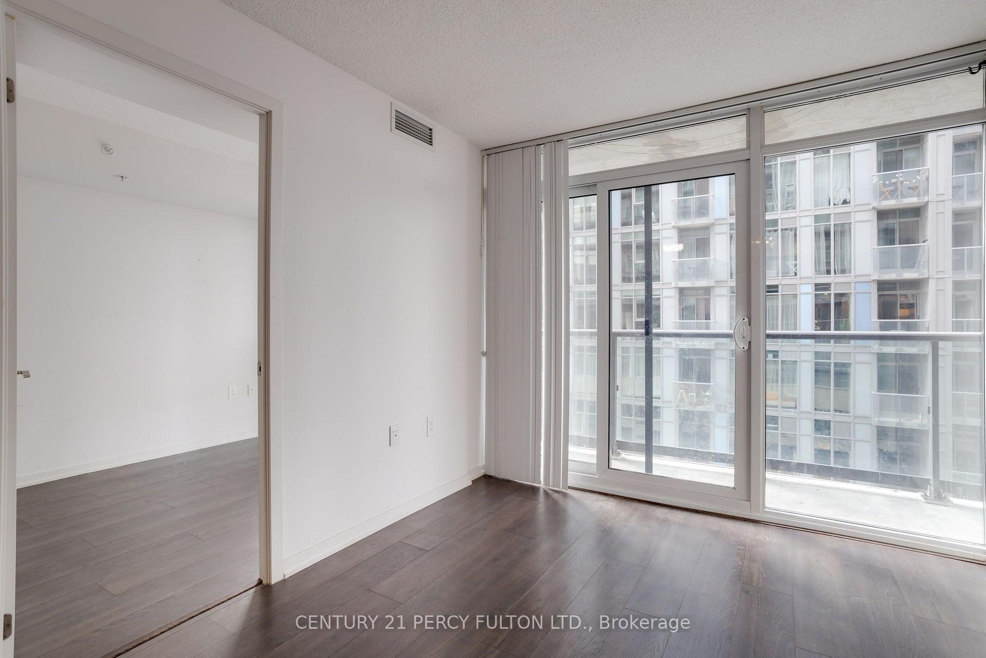 Photo 8 of Unit 1110W, 36 Lisgar Street, Toronto, Little Portugal — HOMEH