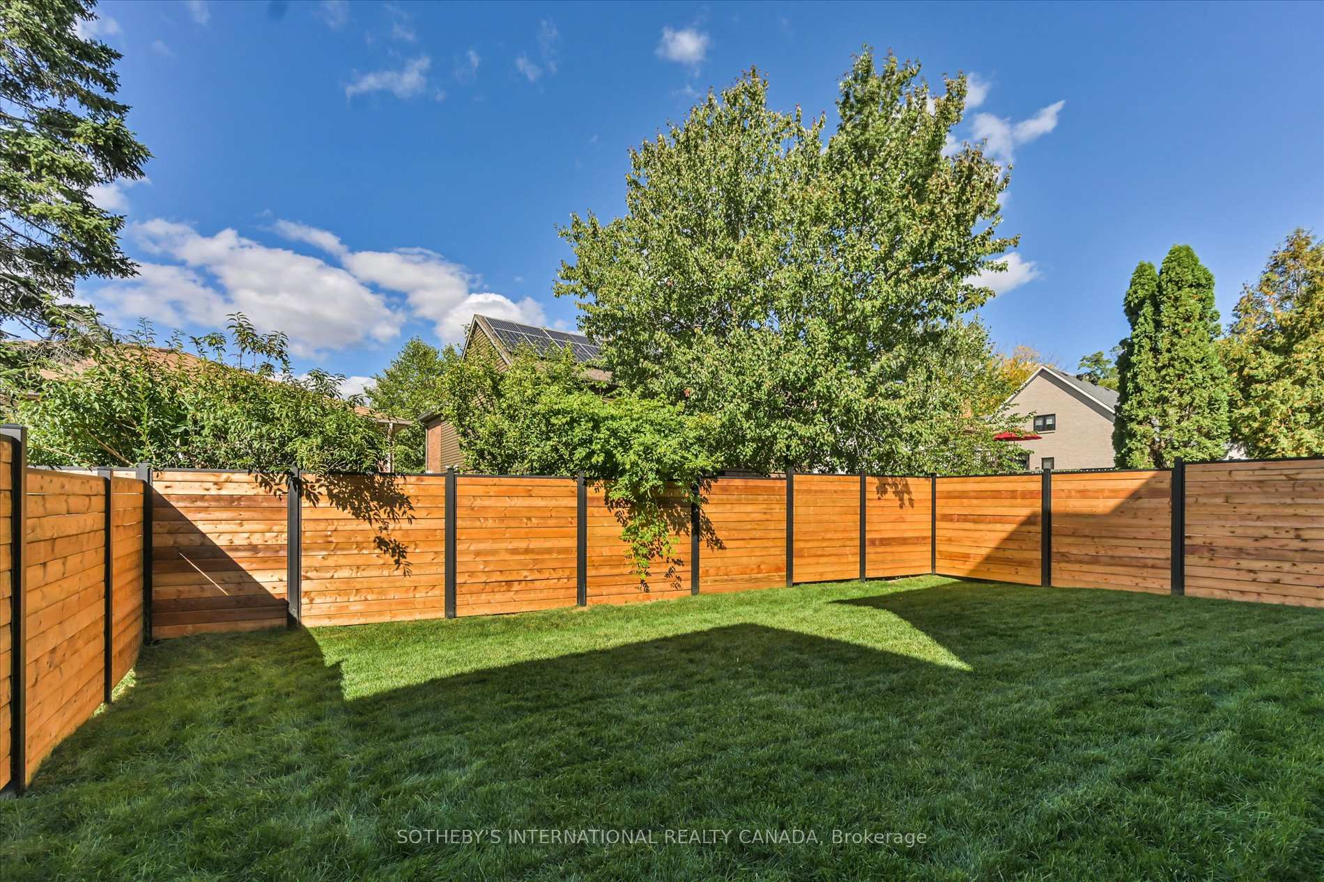 Photo 32 of 518 Markay Common, Burlington, Brant — HOMEH