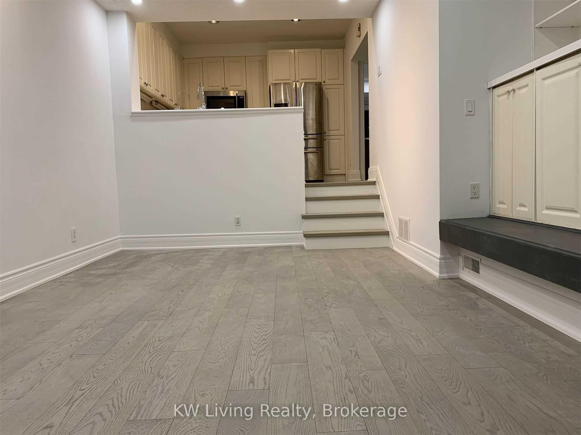 Photo 6 of 180 Dinnick Crescent, Toronto, Lawrence Park South — HOMEH