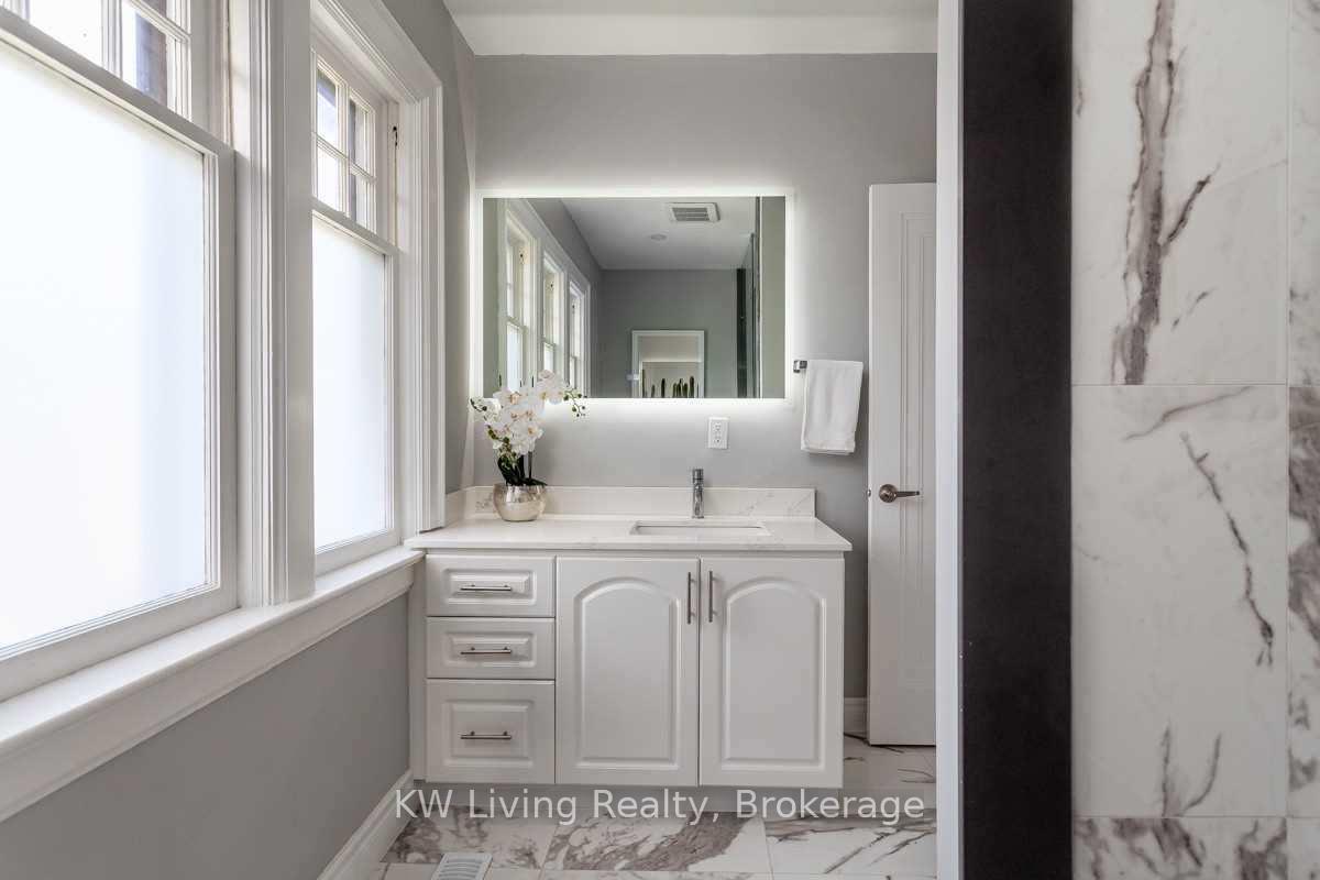 Photo 12 of 180 Dinnick Crescent, Toronto, Lawrence Park South — HOMEH