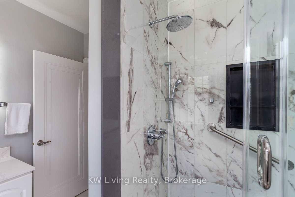 Photo 13 of 180 Dinnick Crescent, Toronto, Lawrence Park South — HOMEH