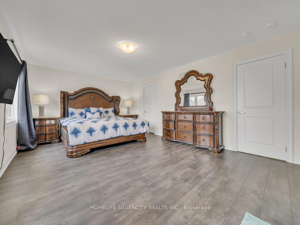 Photo 23 of 15 Puffin Crescent, Brampton, Sandringham-Wellington North — HOMEH